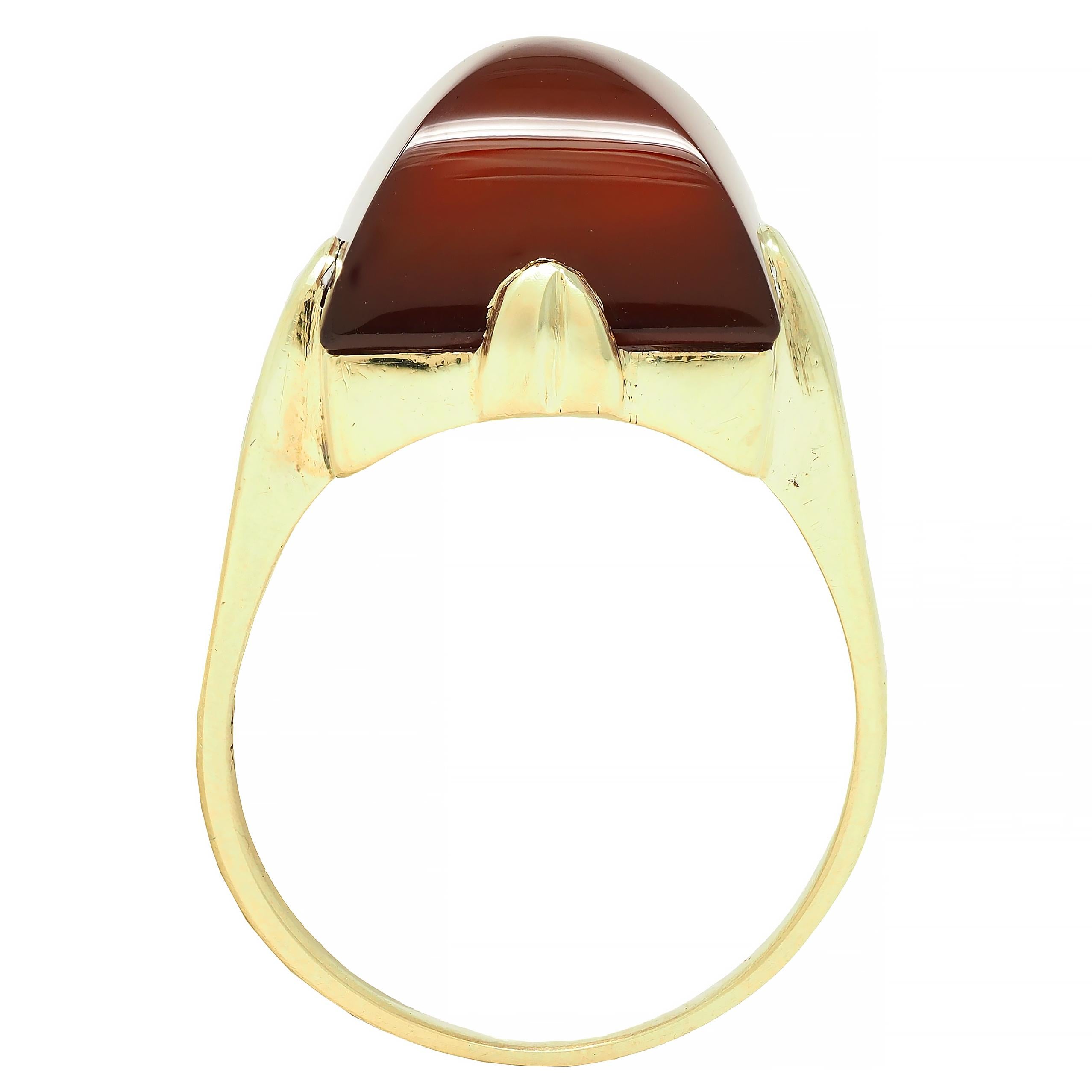 Art Deco Sugarloaf Carnelian 14 Karat Yellow Gold Antique Pyramid Ring