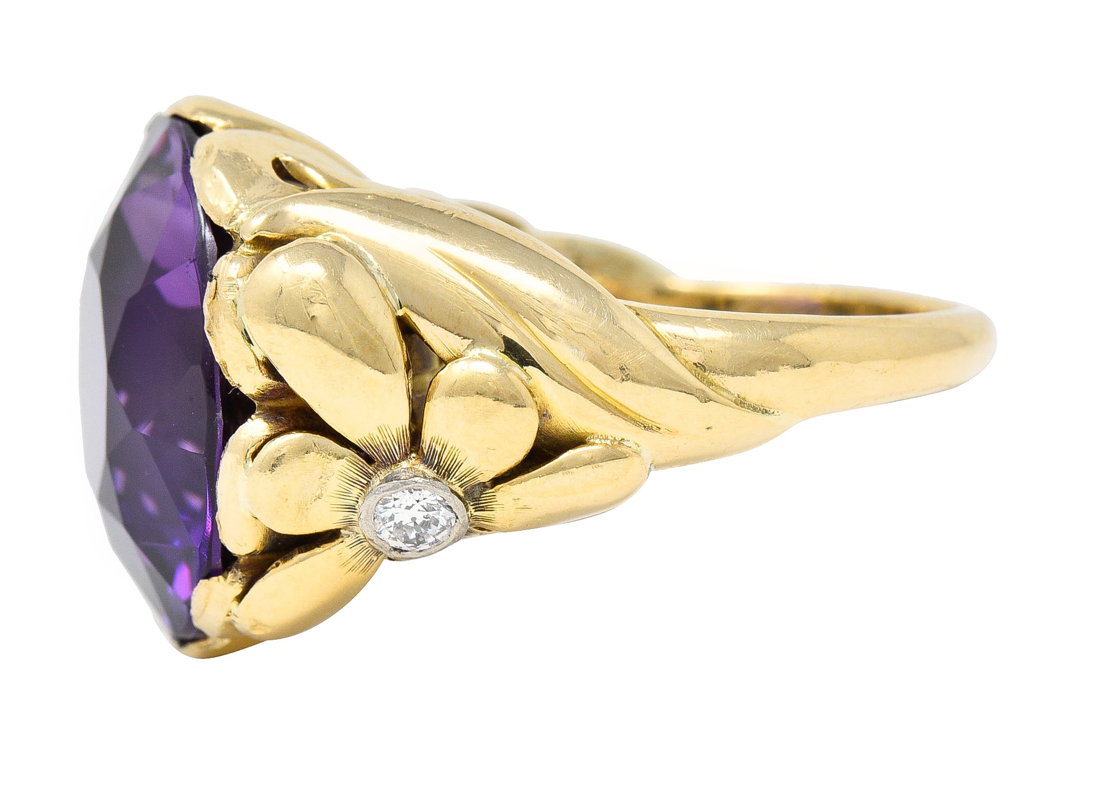 1940's Diamond Amethyst 14 Karat Two-Tone Gold Daisy Floral Retro Vintage Cocktail Ring Wilson's Estate Jewelry