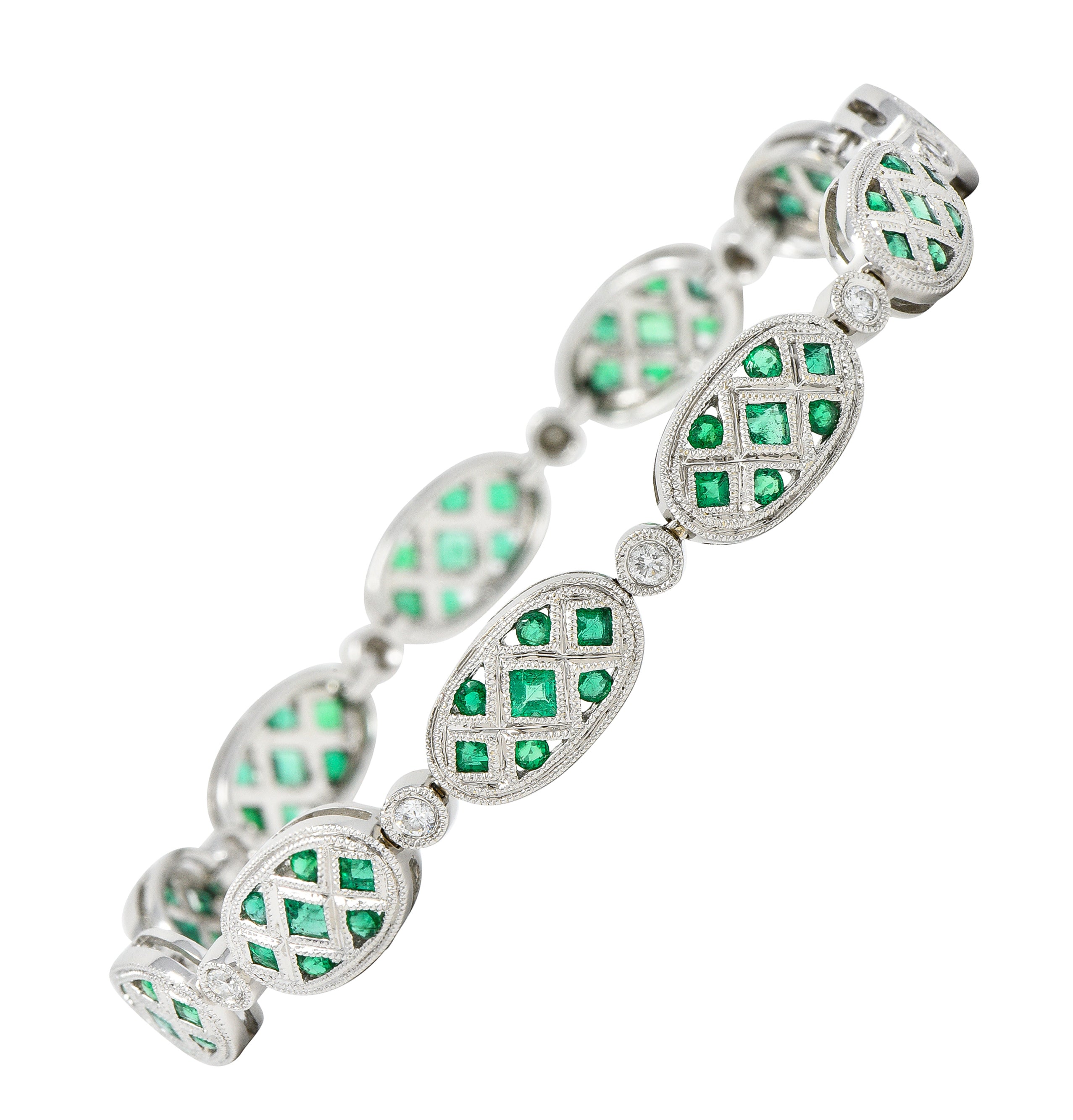 Contemporary 1.80 CTW Emerald Diamond 18 Karat White Gold Lattice Link Bracelet Wilson's Estate Jewelry