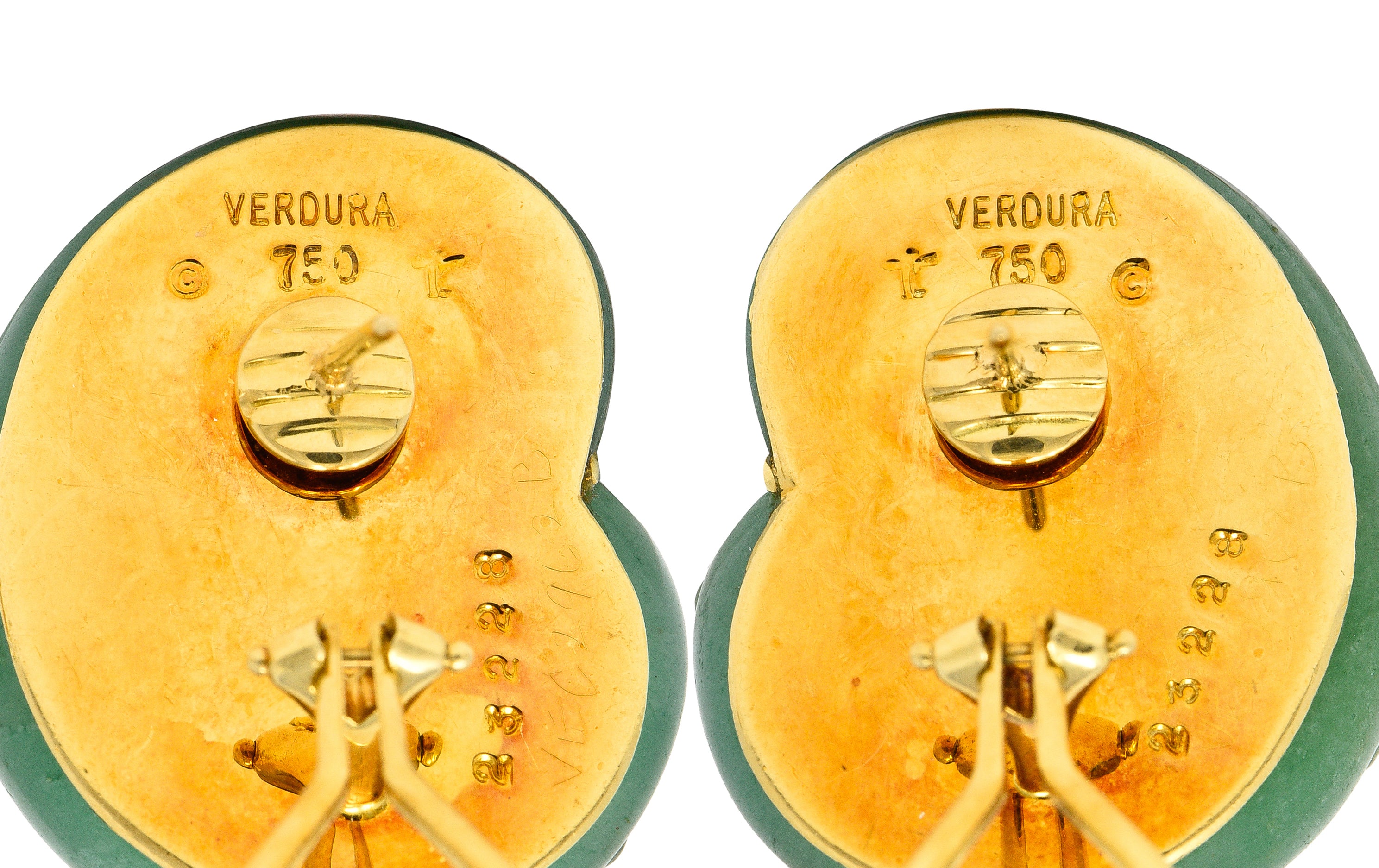 Verdura 1980's  Carved Aventurine Nephrite Jade Cabochon 18 Karat Yellow Gold Sea Shell Vintage Earrings Wilson's Estate Jewelry