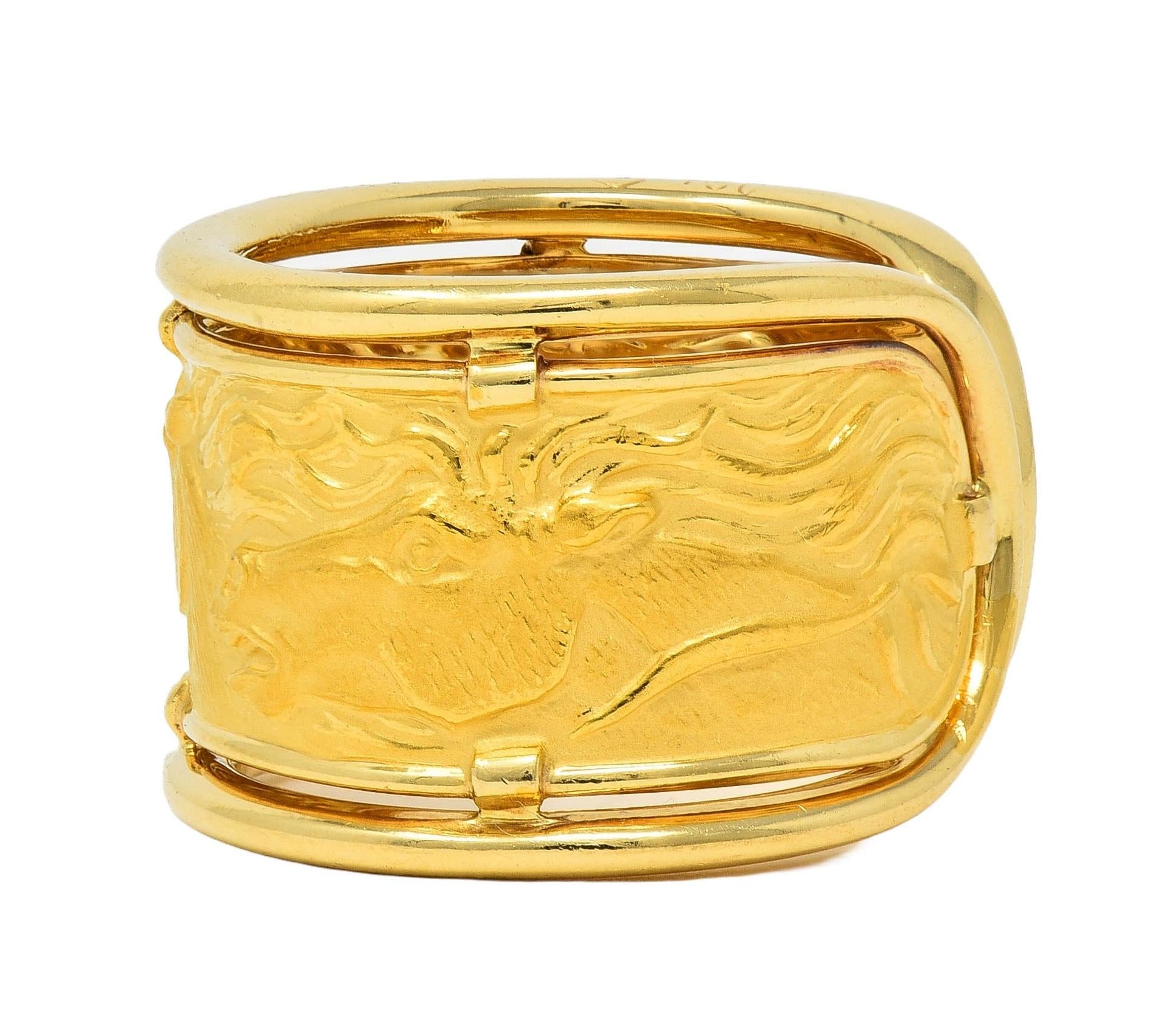 Carrera Y Carrera 1980's 18 Karat Yellow Gold Ecuestre Horse Vintage Band Ring