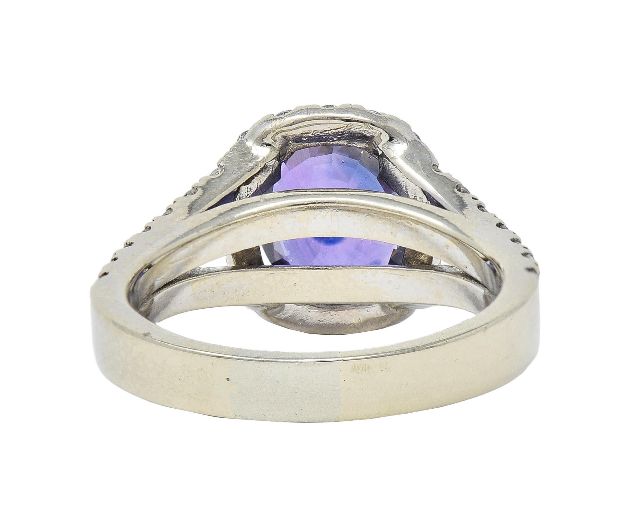 Contemporary 4.60 CTW Color-Change Sapphire Diamond 14 Karat Gold Halo Ring GIA