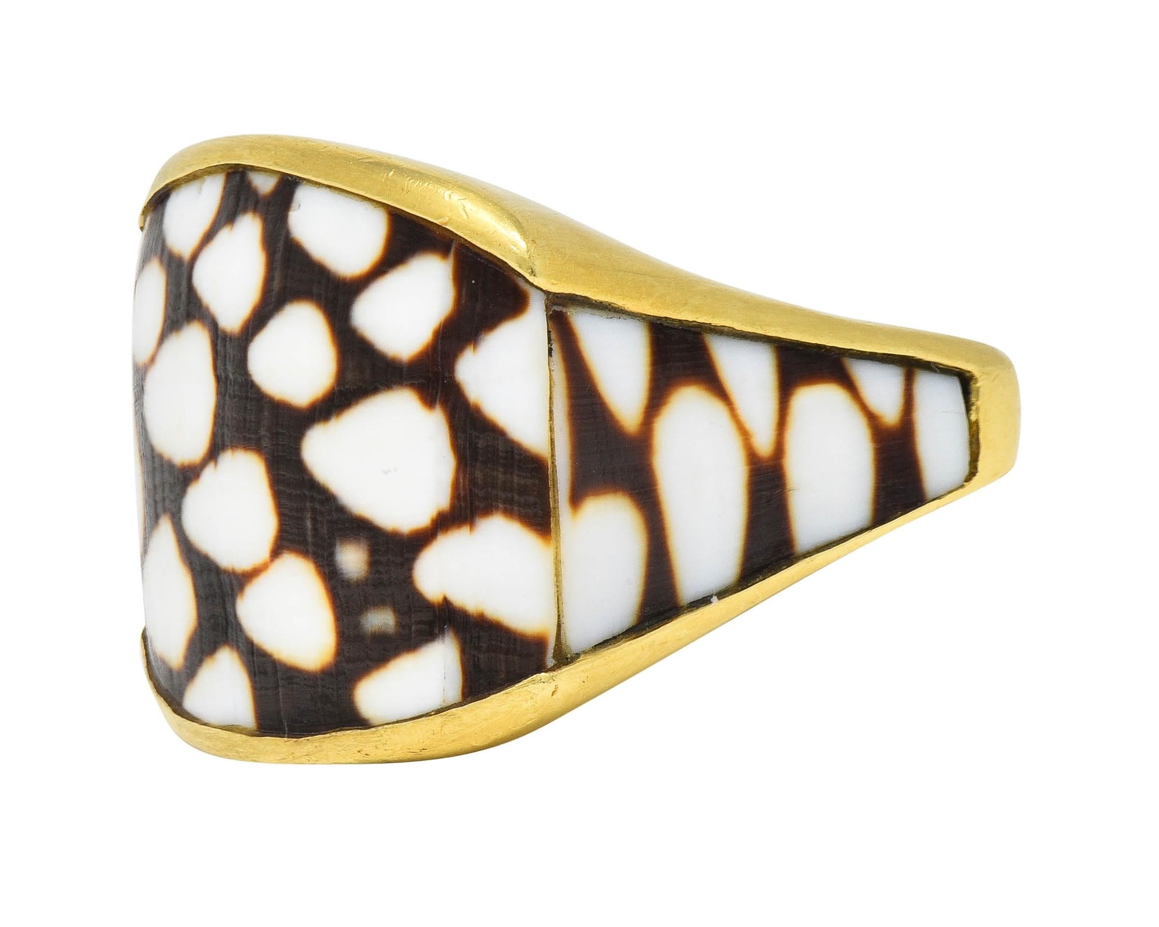 Modernist Marbled Cone Shell 18 Karat Yellow Gold Vintage Ring