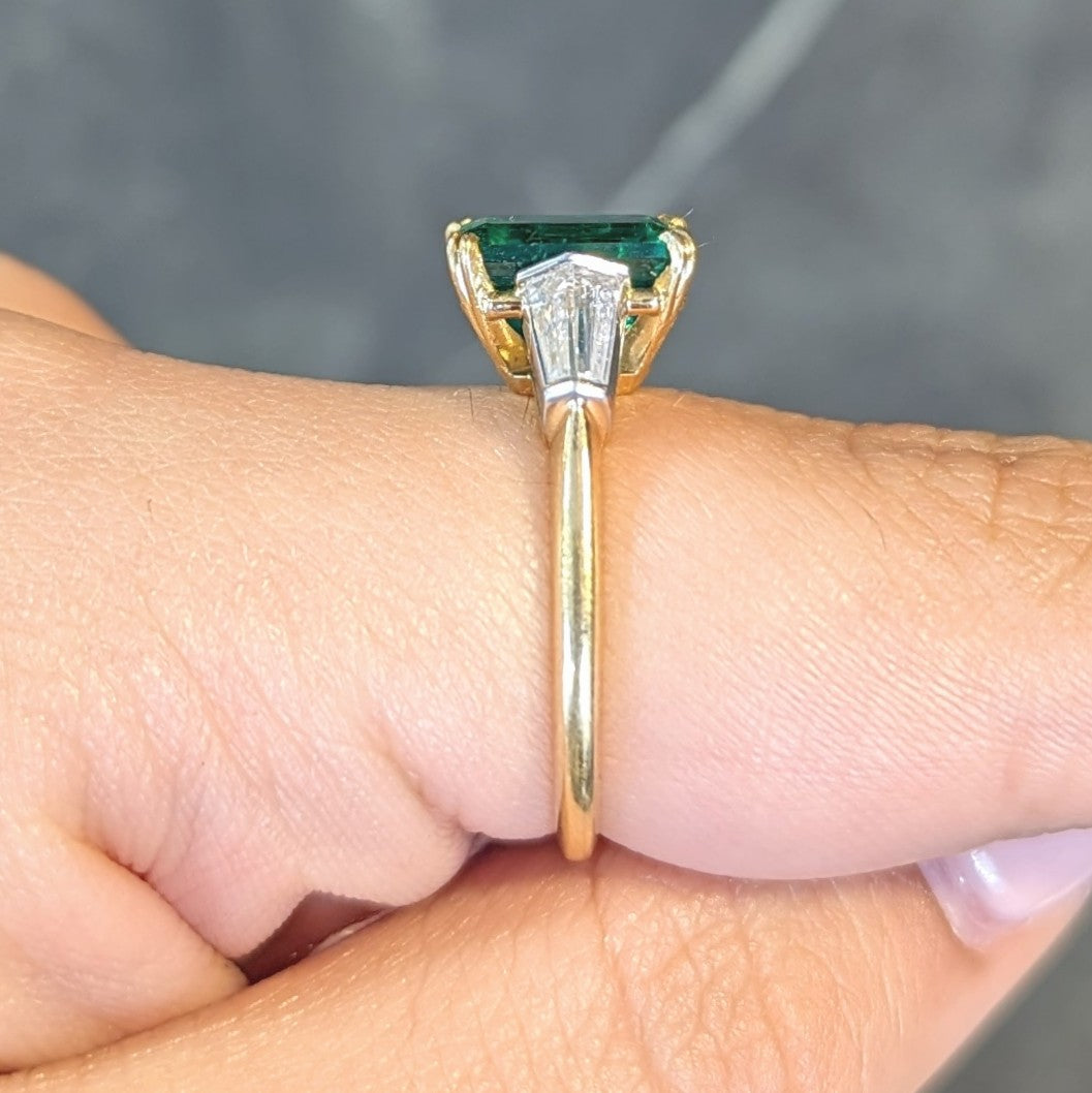 Tiffany & Co. 1990's 3.15 CTW Emerald Diamond Platinum 18 Karat Yellow Gold Vintage Ring AGL Wilson's Estate Jewelry