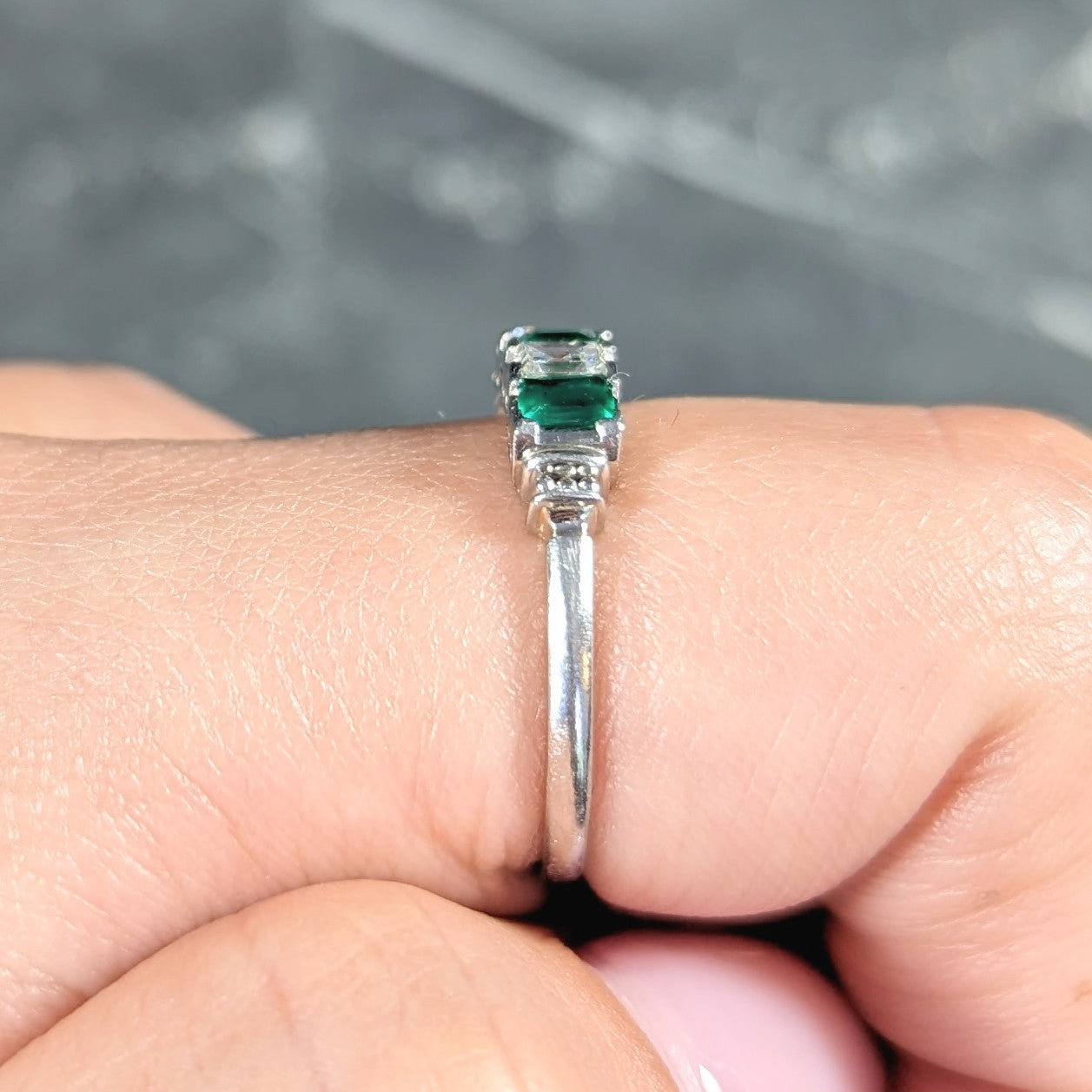 Contemporary 0.97 CTW Emerald Diamond Platinum Scrolling Band Ring Wilson's Estate Jewelry