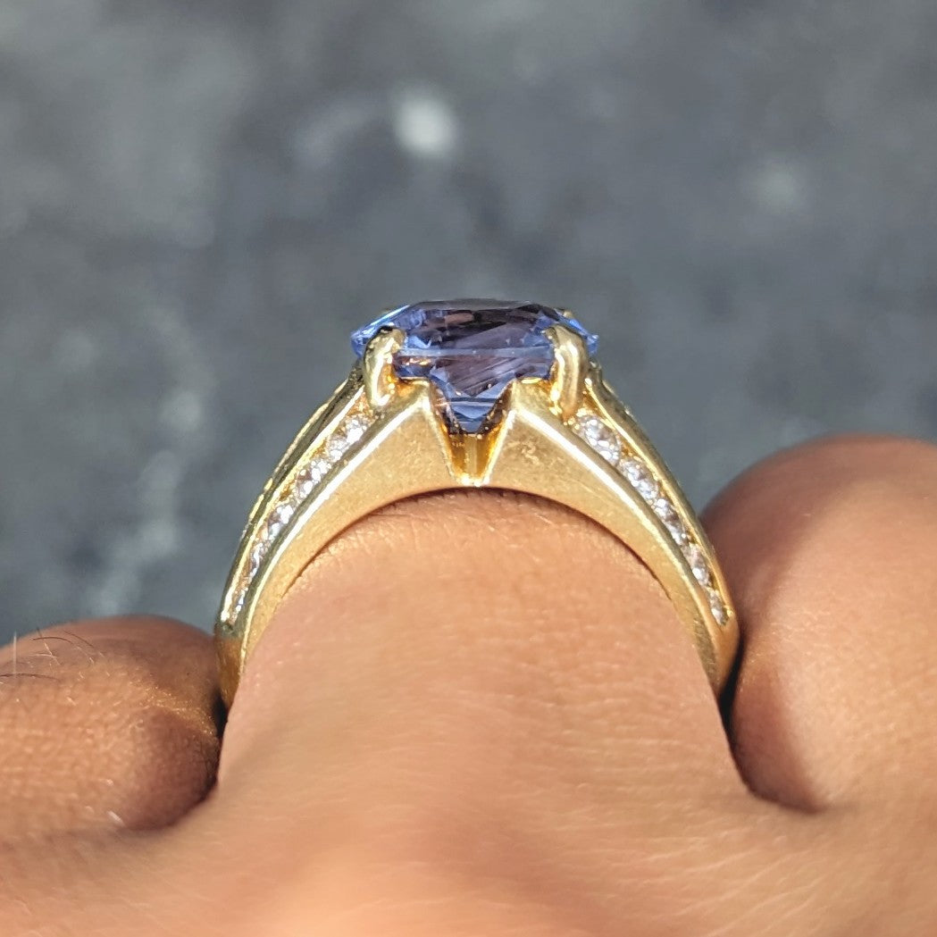 1980's 5.55 CTW No Heat Ceylon Sapphire Diamond 18 Karat Gold Vintage Ring GIA Wilson's Estate Jewelry