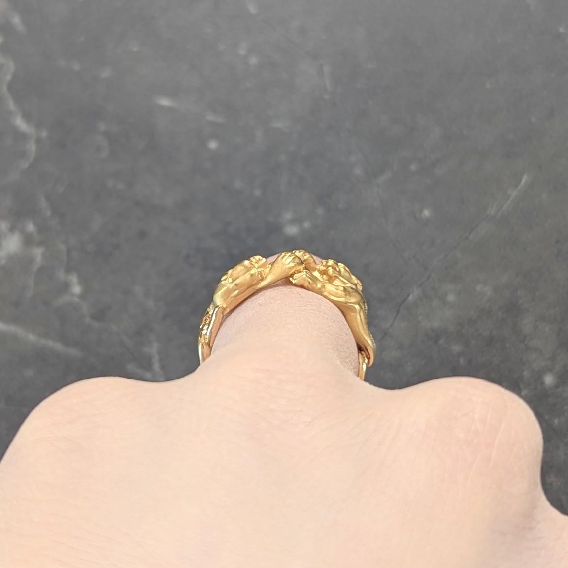 Carrera y Carrera 1990's 18K Yellow Gold Vintage Interlocking Panther Band Ring