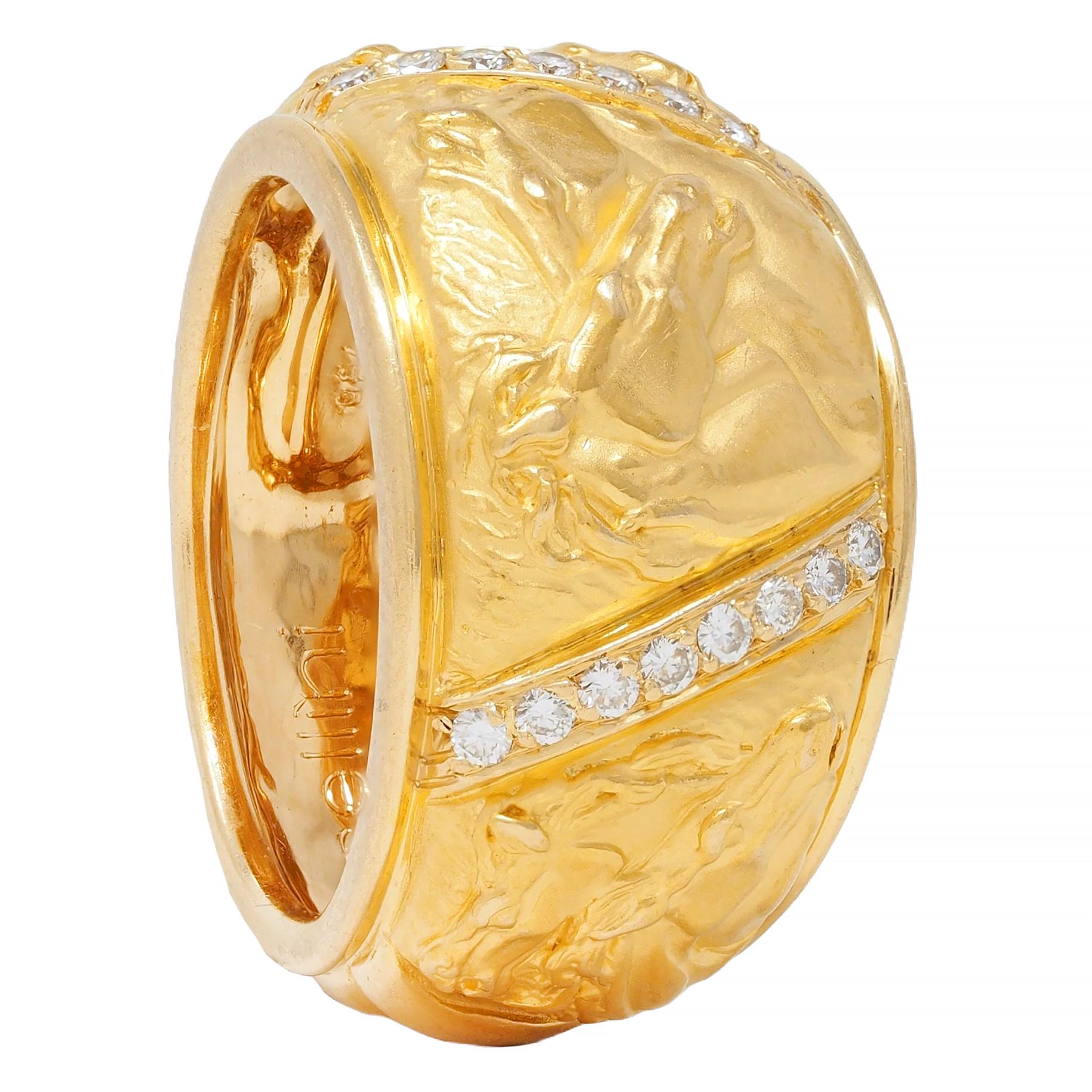 Carrera y Carrera 1990's Diamond 18K Gold Repoussé Horse Vintage Band Ring