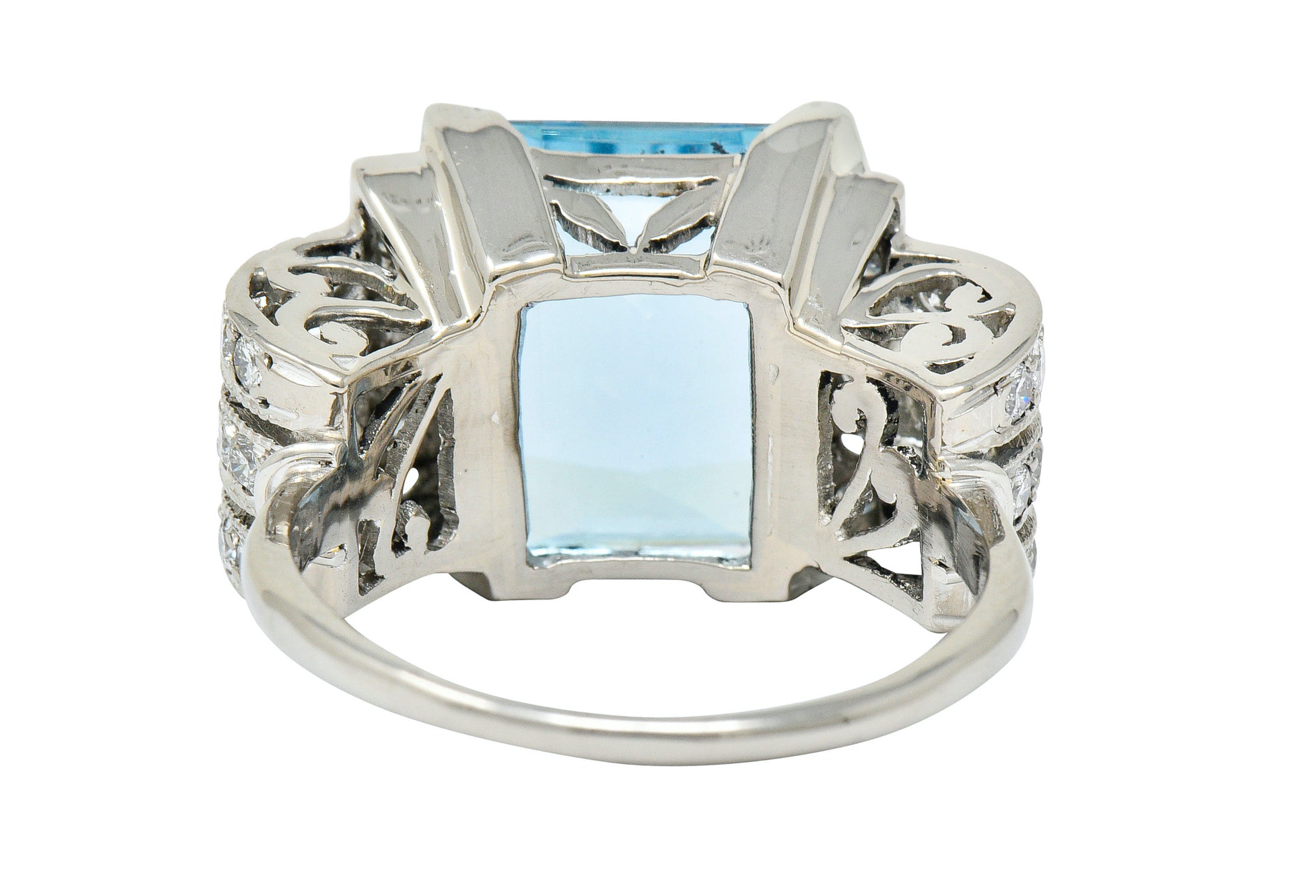 Retro 7.75 CTW Aquamarine Diamond 18 Karat Gold Scrolled Statement RingRing - Wilson's Estate Jewelry