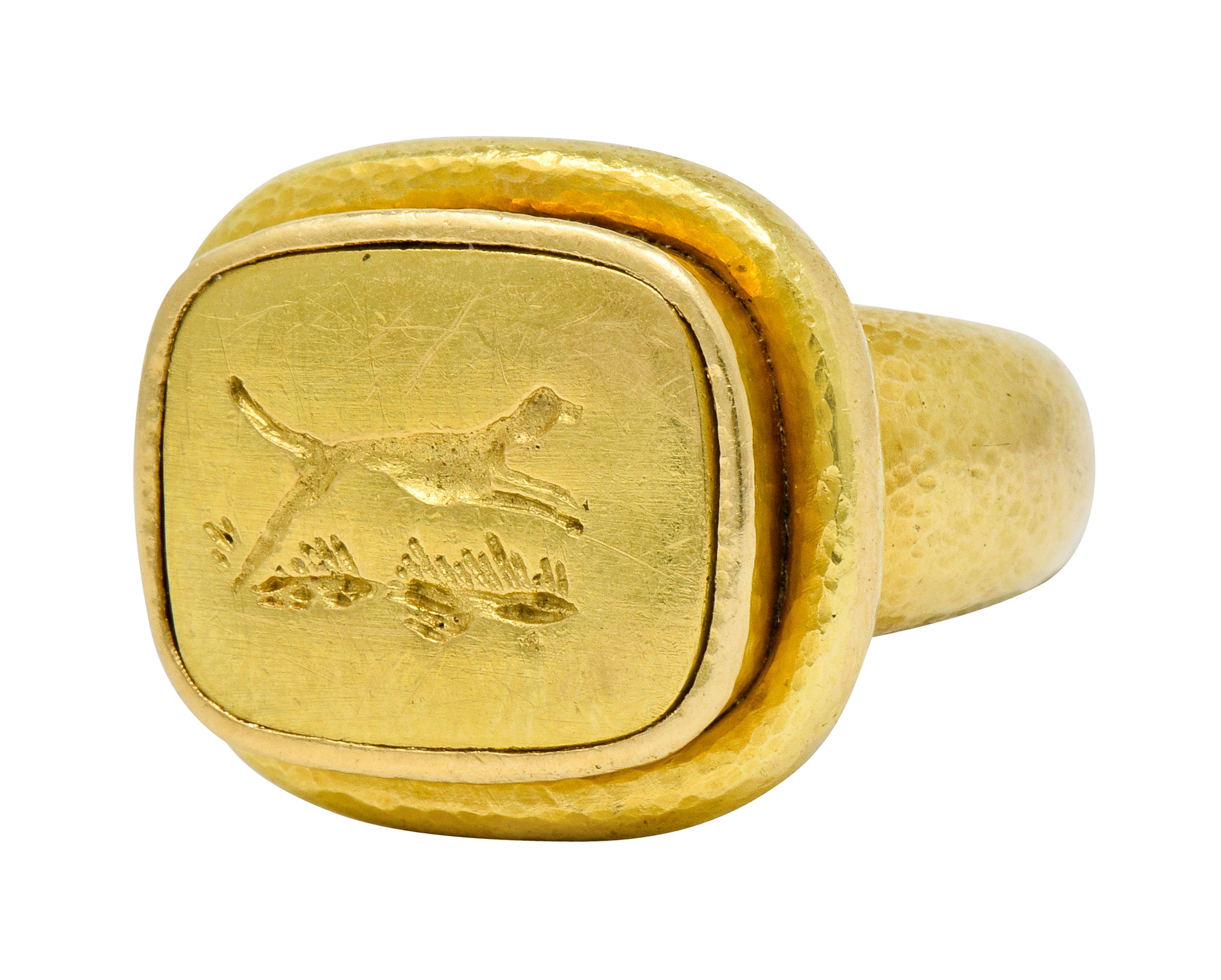 Elizabeth Locke Contemporary 18 Karat Gold Foxhound Signet Ring - Wilson's Estate Jewelry