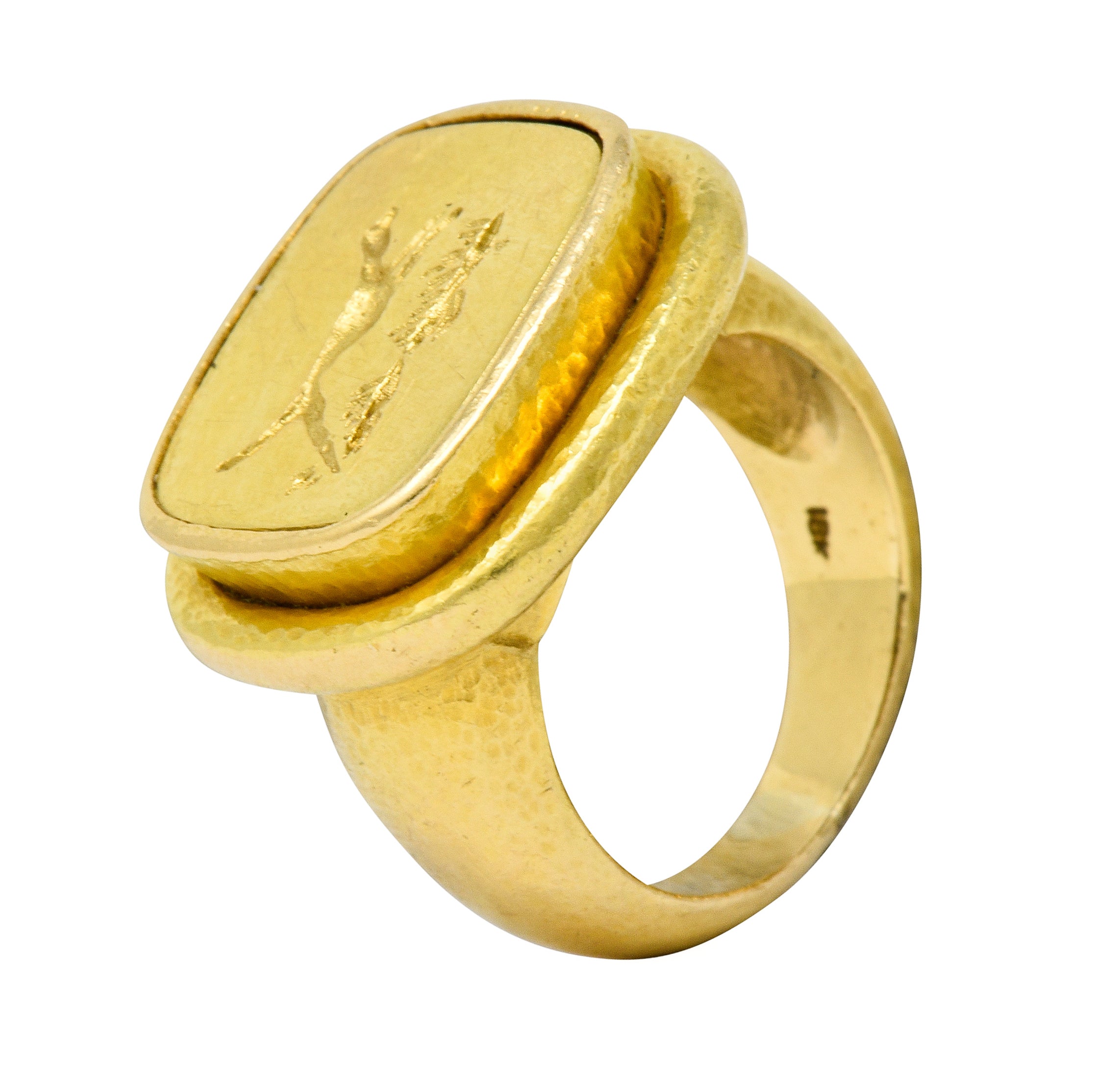 Elizabeth Locke Contemporary 18 Karat Gold Foxhound Signet Ring - Wilson's Estate Jewelry