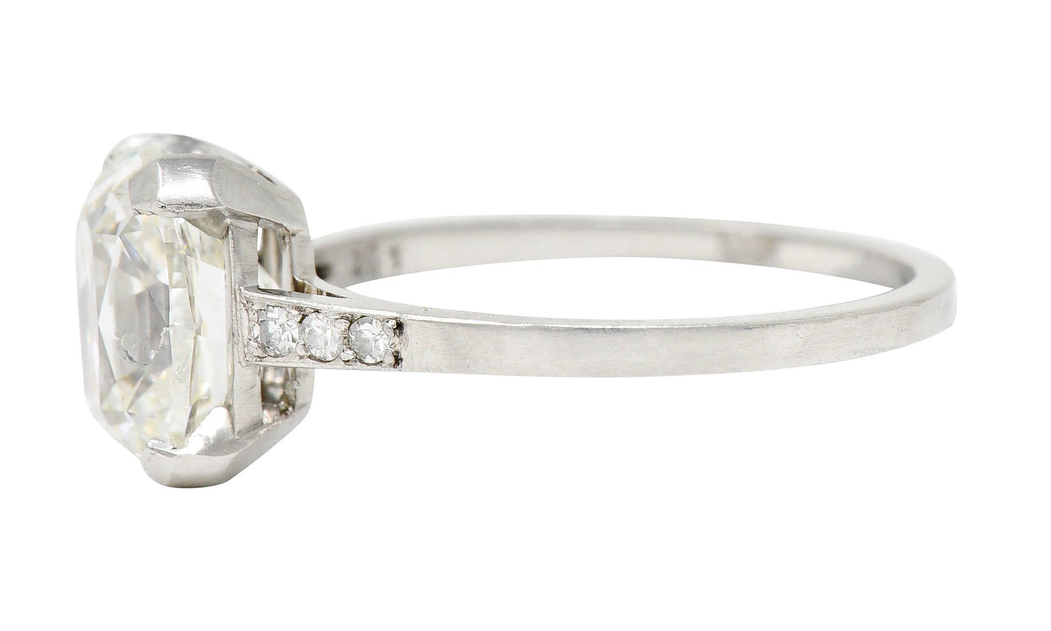 Art Deco 2.70 CTW Old Mine Cut Diamond Platinum Engagement RingRing - Wilson's Estate Jewelry