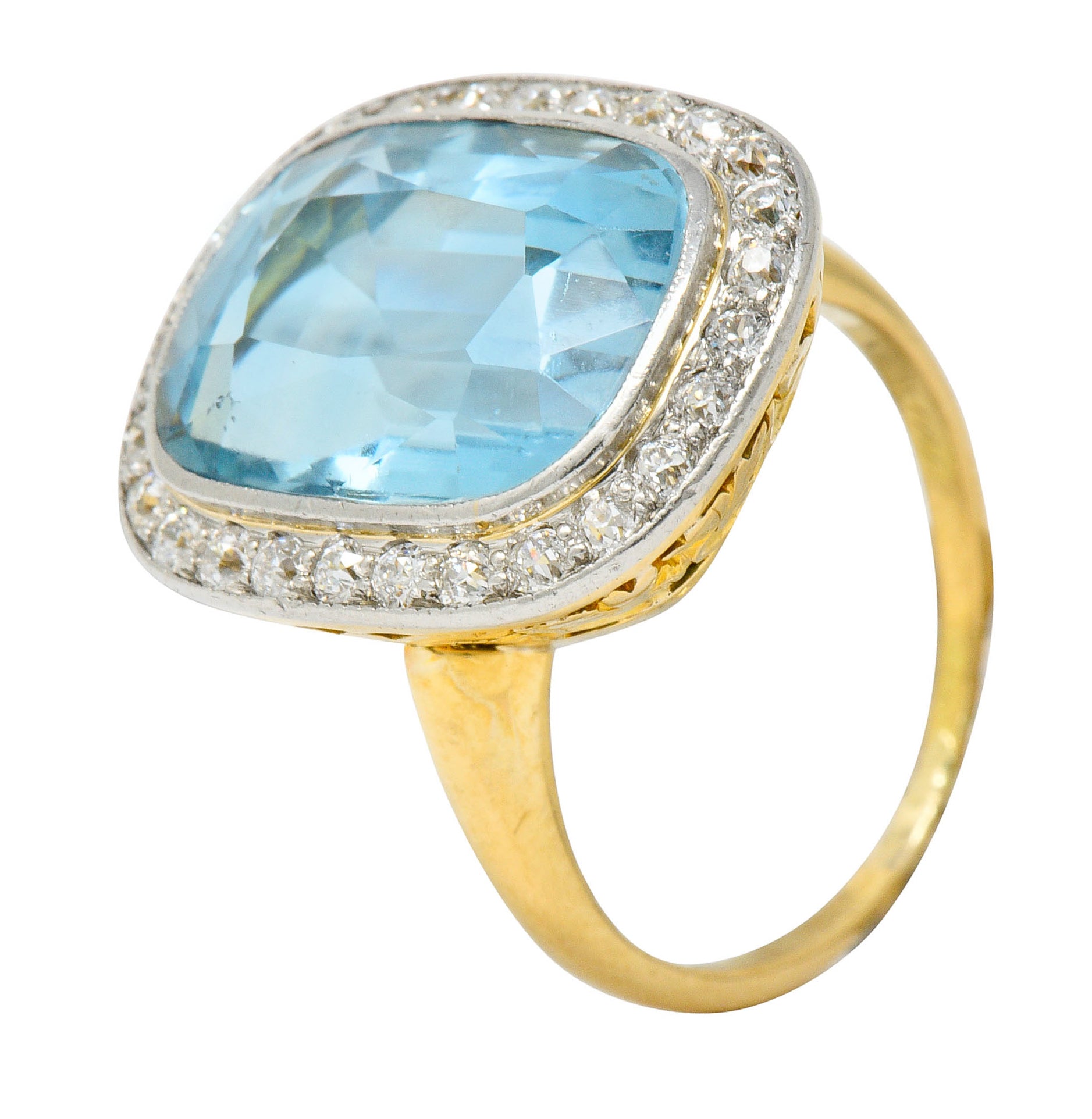 J.E. Caldwell Edwardian Large Aquamarine Diamond Platinum-Topped Cluster RingRing - Wilson's Estate Jewelry