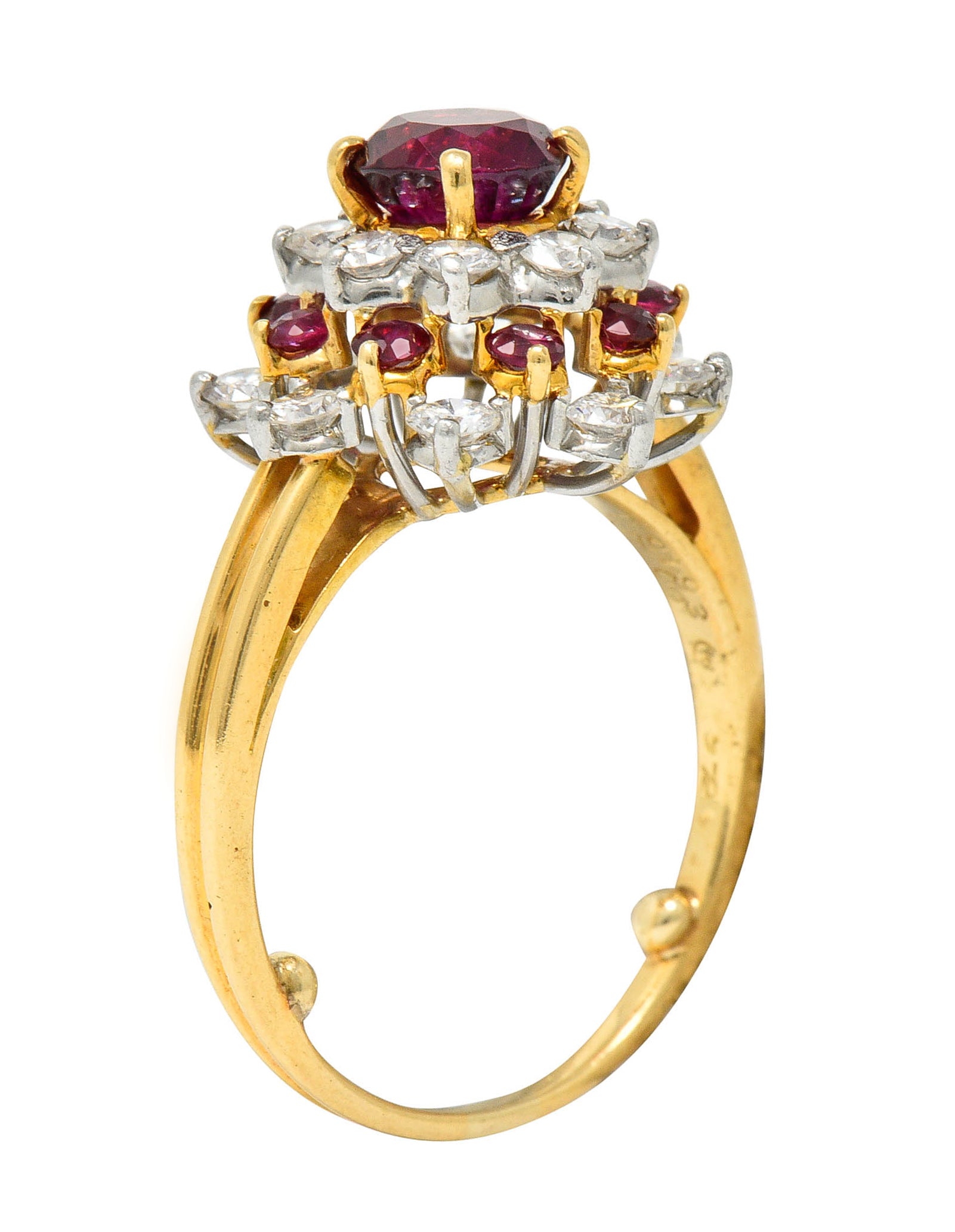 Oscar Heyman J.E. Caldwell Ruby Diamond 18 Karat Gold Platinum Cluster Ring GIARing - Wilson's Estate Jewelry