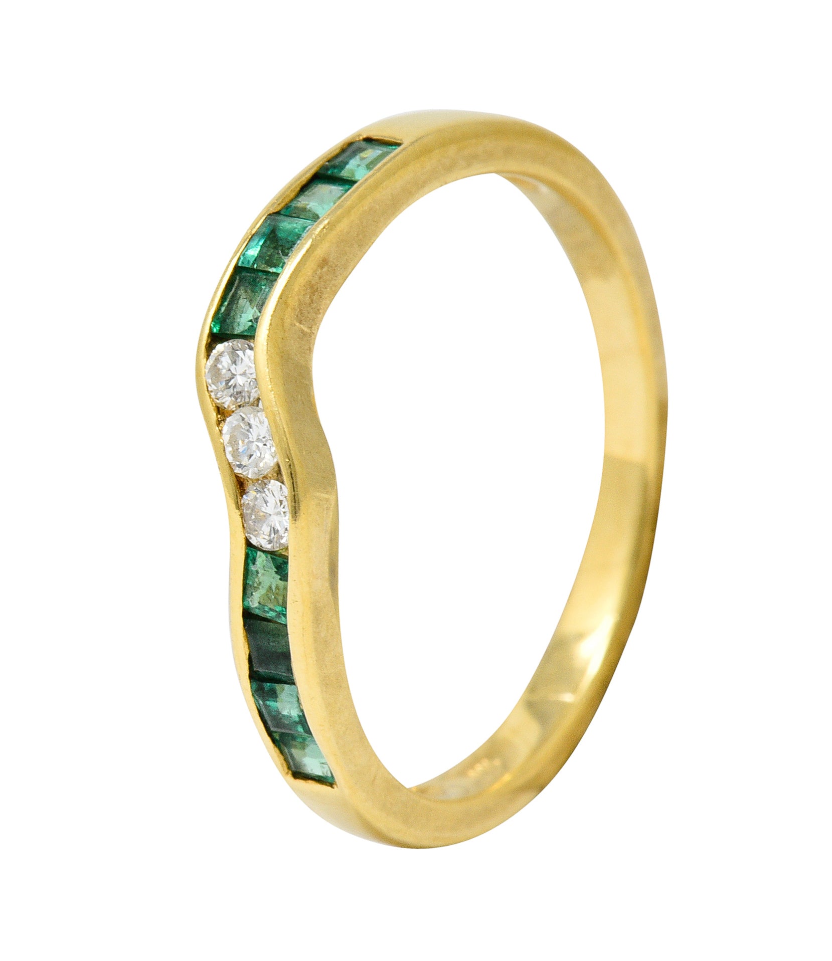 Contemporary 0.35 CTW Emerald Diamond 18 Karat Gold Chevron Band RingRing - Wilson's Estate Jewelry