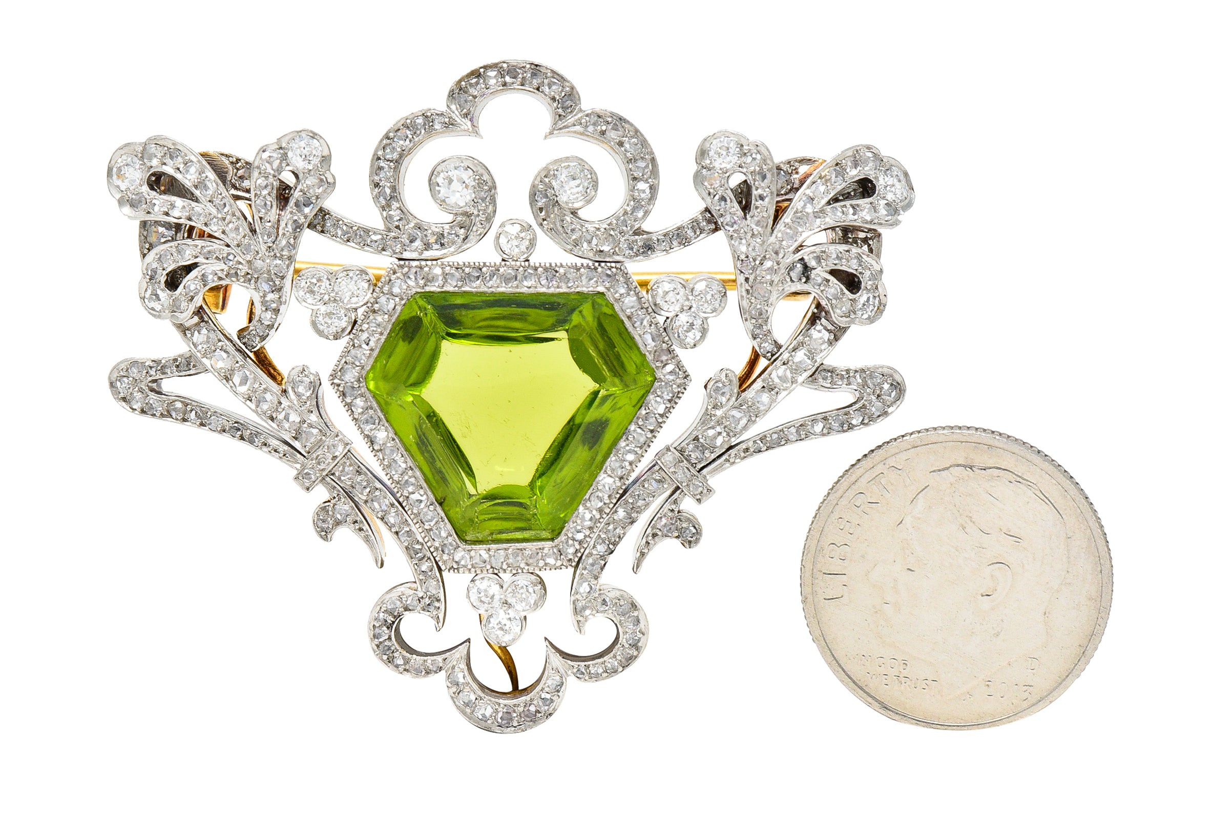 Belle Époque 10.00 CTW Peridot Diamond Platinum-Topped 18 Karat Yellow Gold Antique Pendant Brooch Wilson's Estate Jewelry