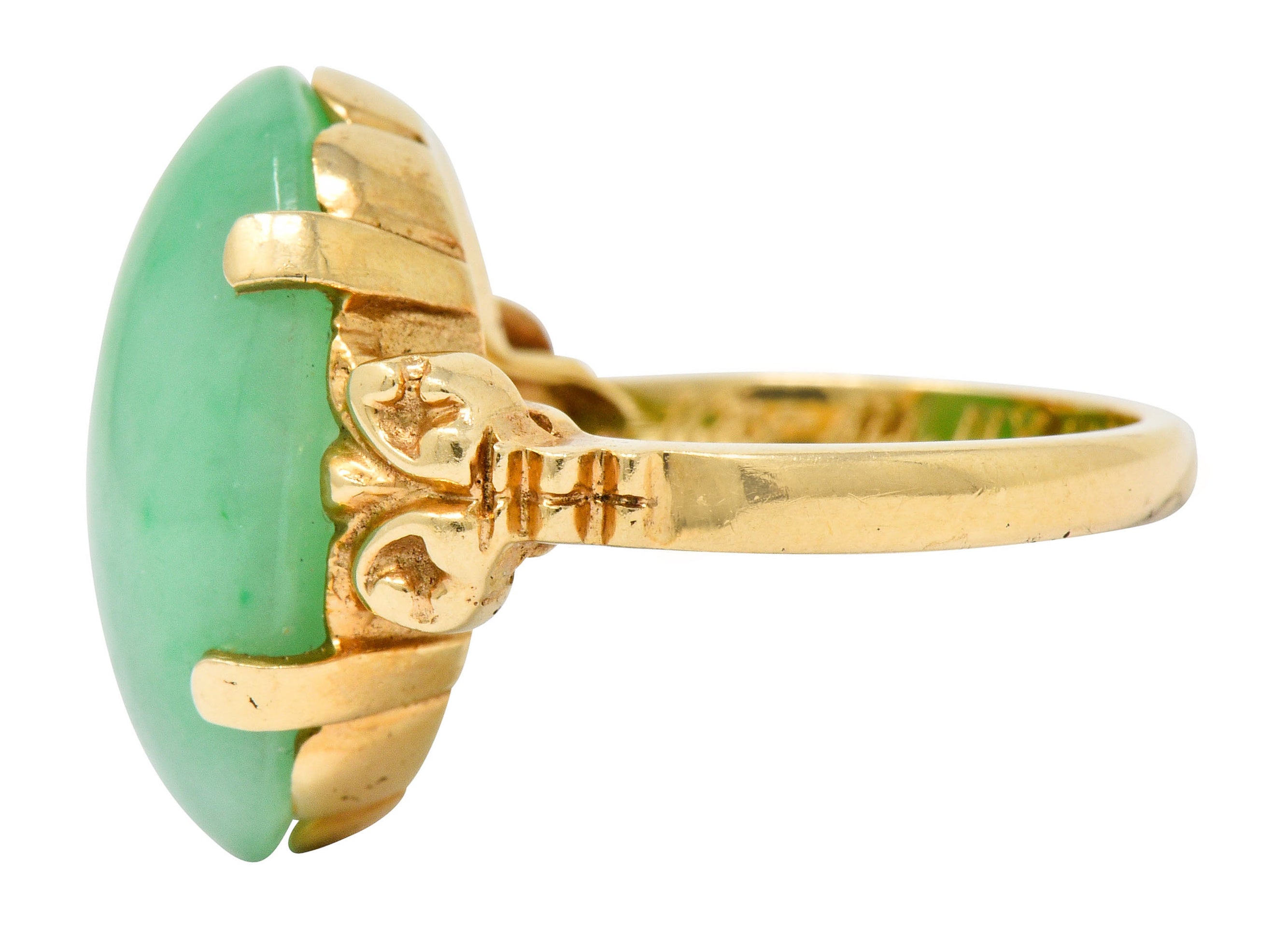 Jade 14 Karat Yellow Gold Cabochon Ring Circa 1950's - Wilson's Estate Jewelry