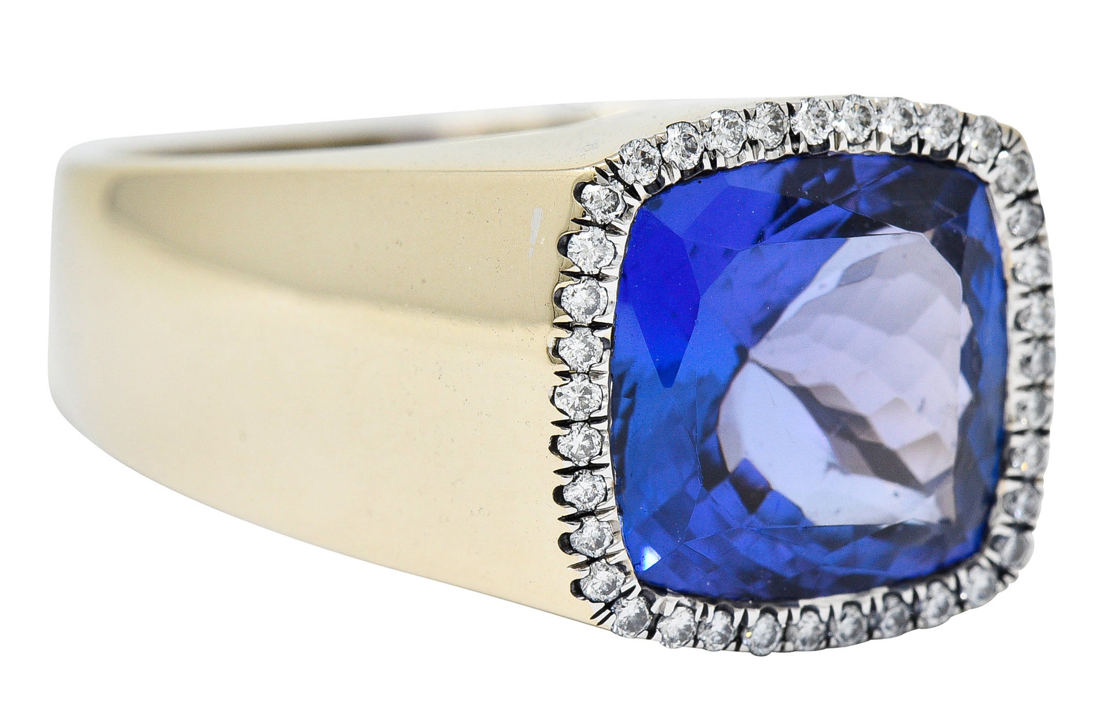 Tanzanite Diamond Halo 18 Karat White Gold Unisex Gemstone RingRing - Wilson's Estate Jewelry