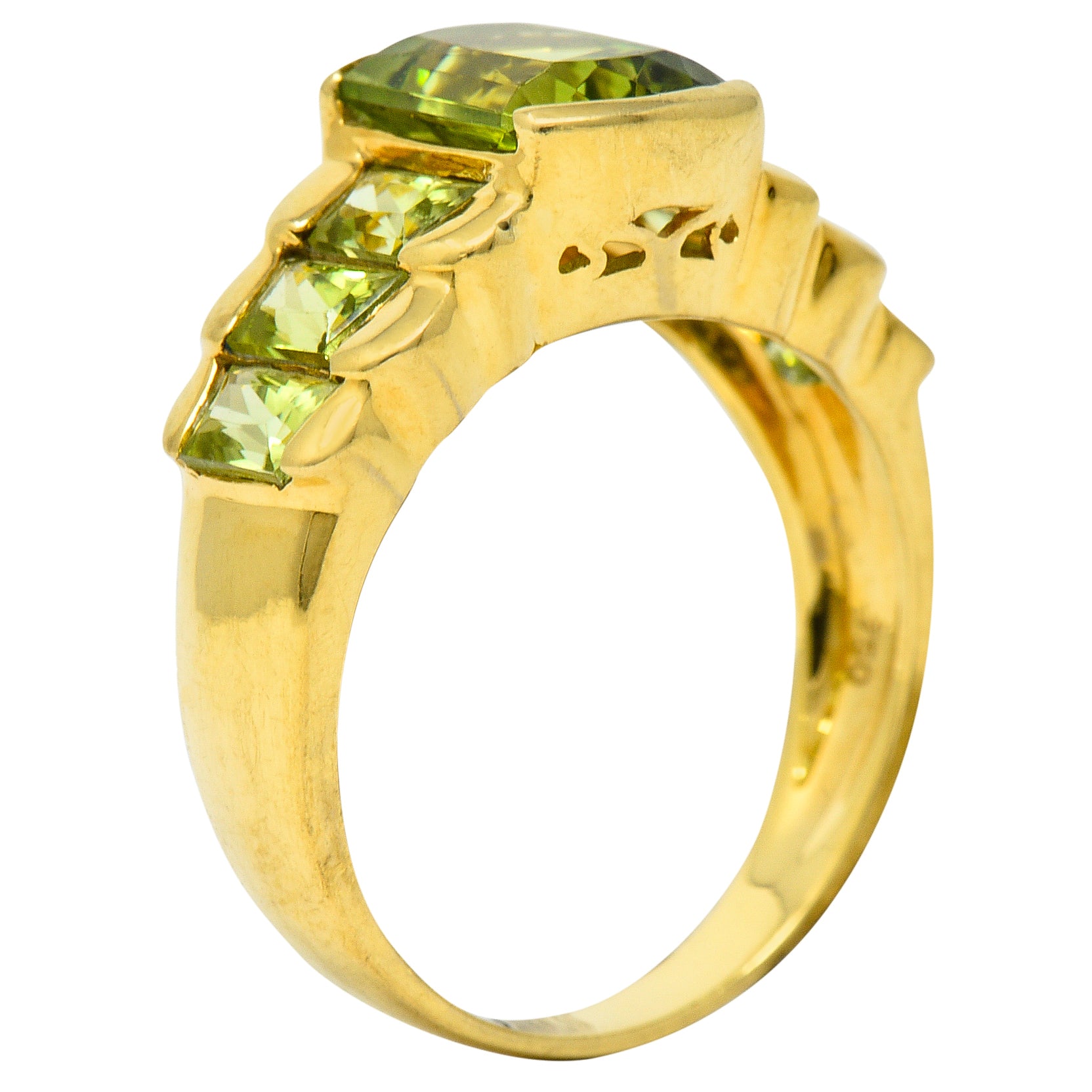 Vintage 4.21 CTW Peridot 18 Karat Gold Gemstone RingRing - Wilson's Estate Jewelry