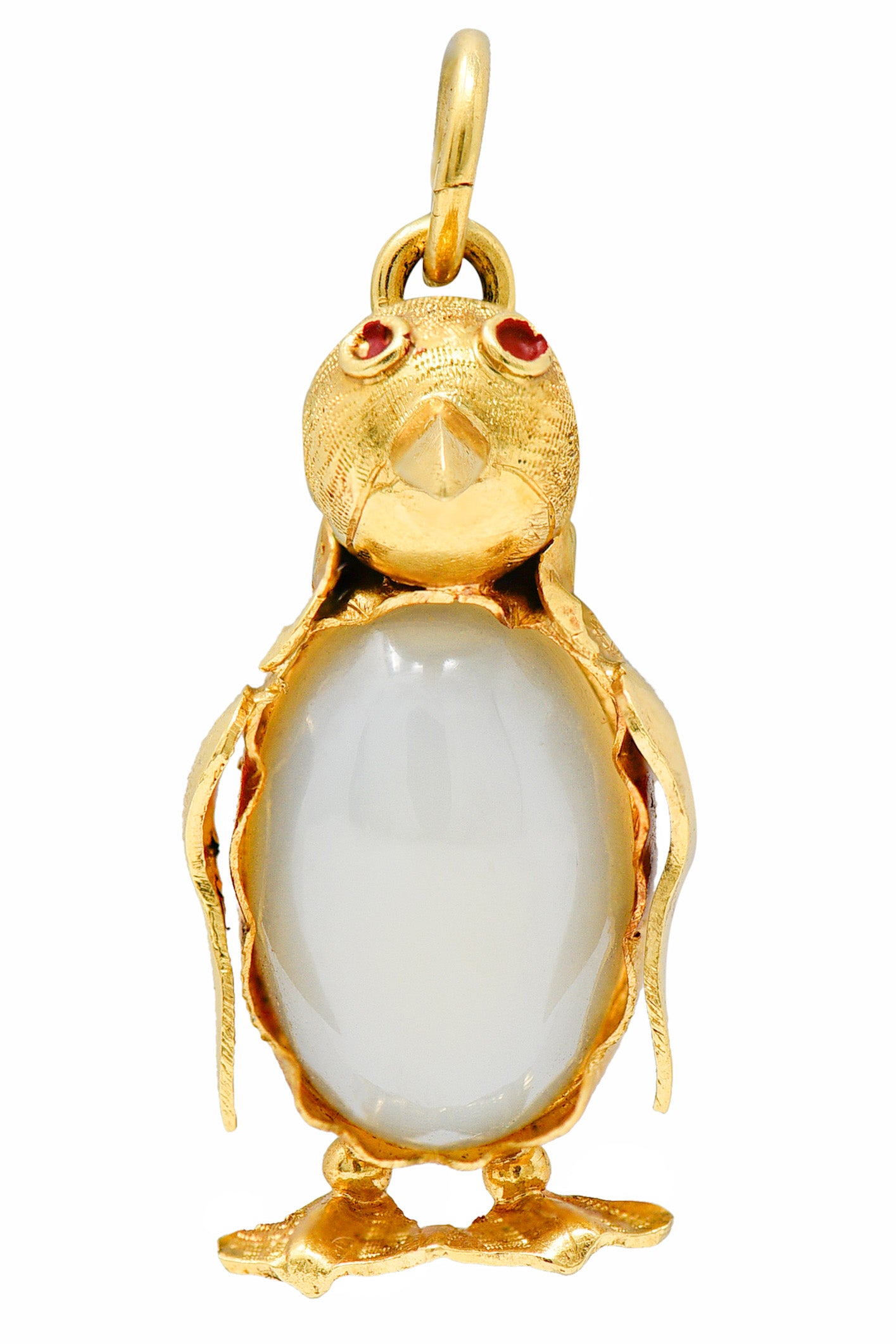 1960's Vintage Black & White Agate 18 Karat Gold Penguin Charmcharm - Wilson's Estate Jewelry