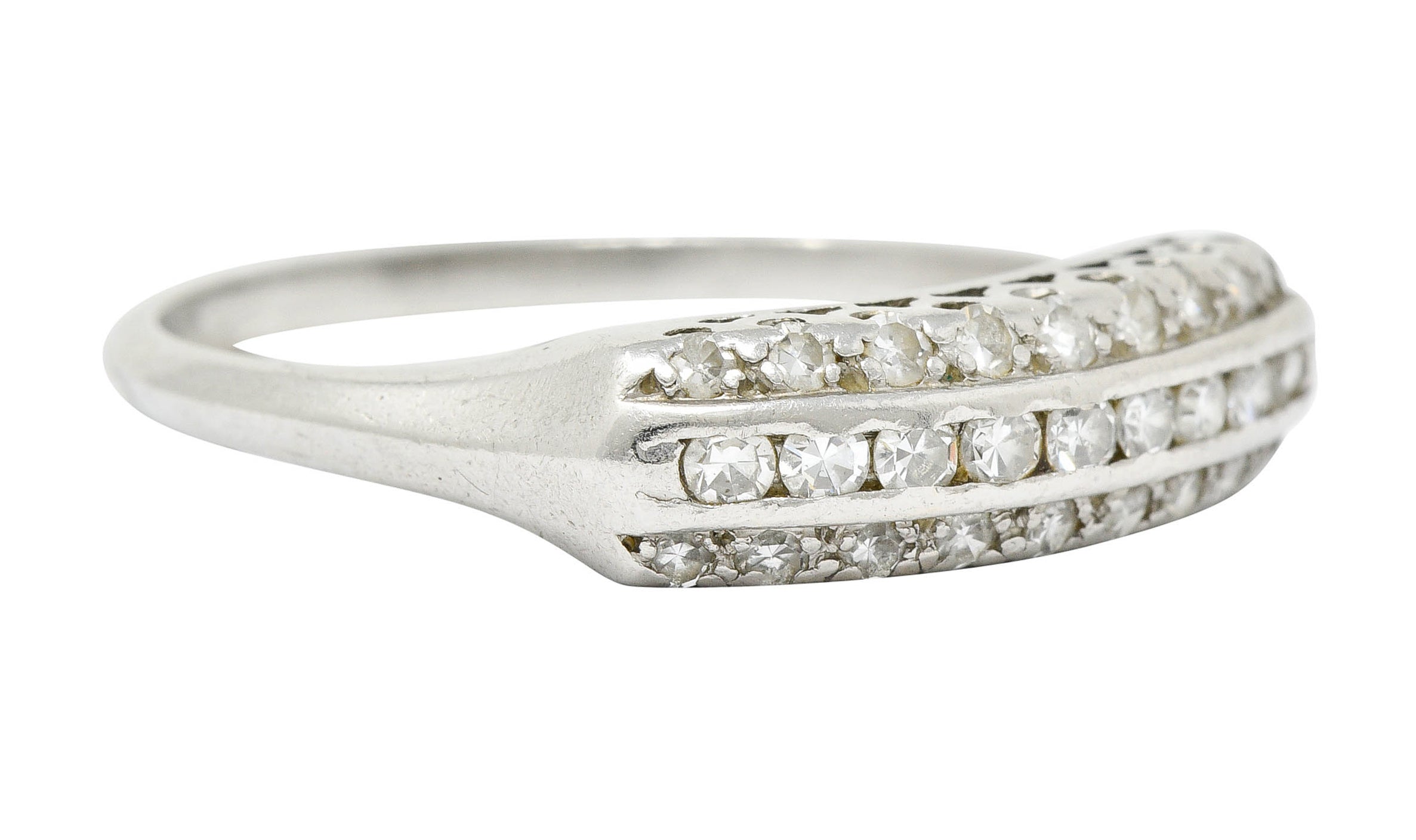 Retro 0.45 CTW Diamond Platinum Fishtail Band RingRing - Wilson's Estate Jewelry