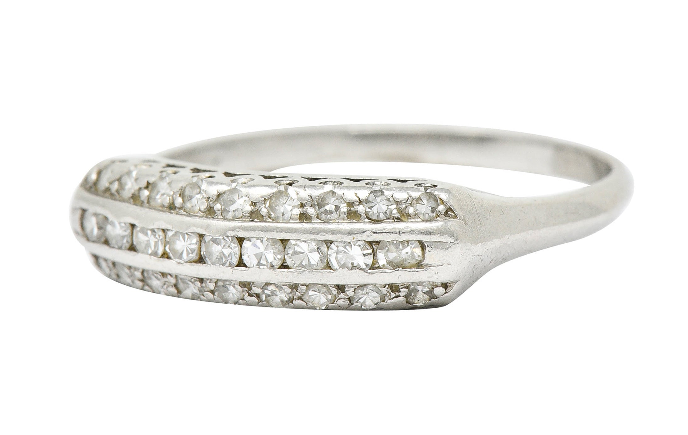 Retro 0.45 CTW Diamond Platinum Fishtail Band RingRing - Wilson's Estate Jewelry