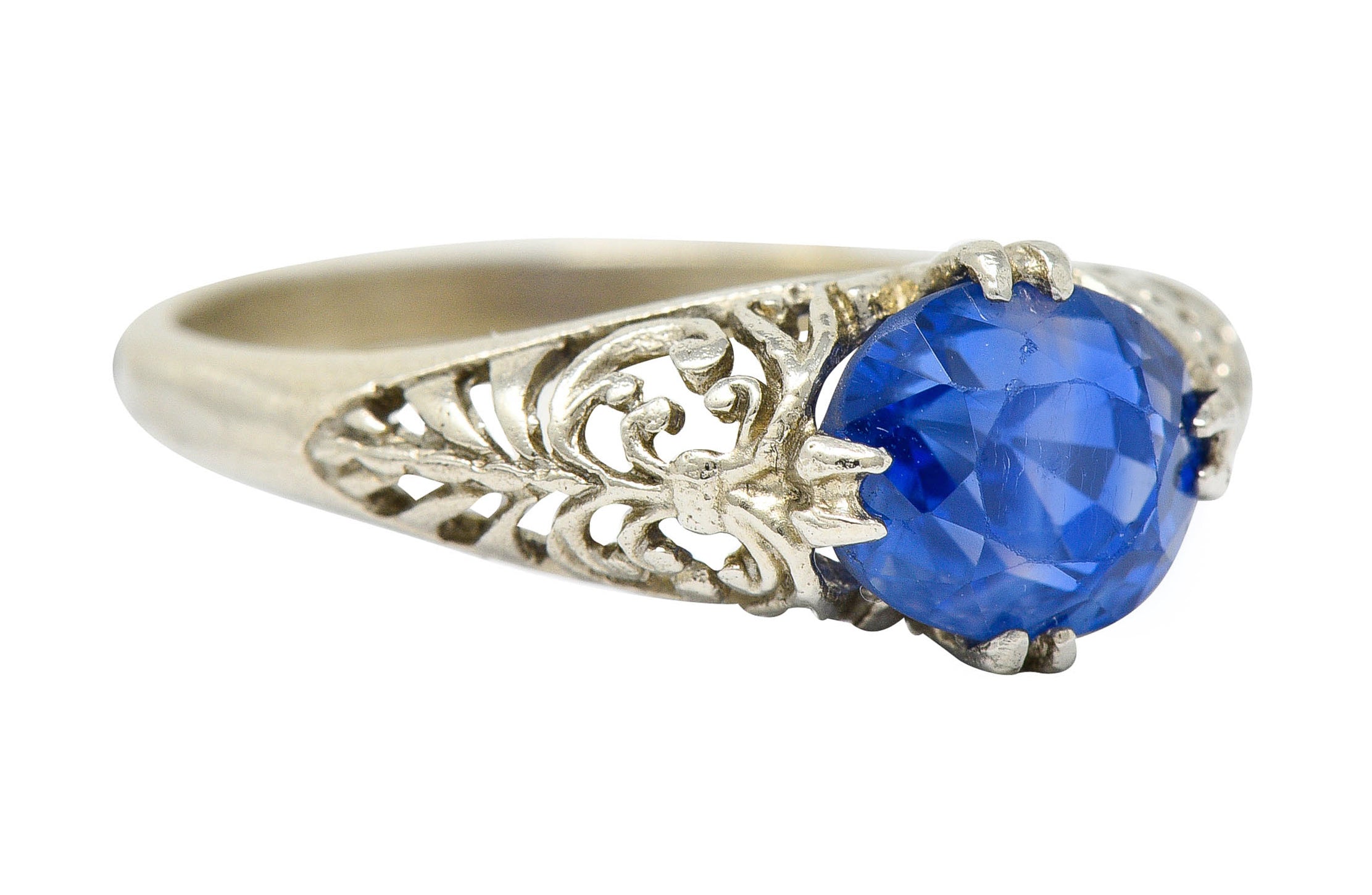 Art Deco 1.90 CTW Sapphire 14 Karat White Gold Scrolled Foliate RingRing - Wilson's Estate Jewelry