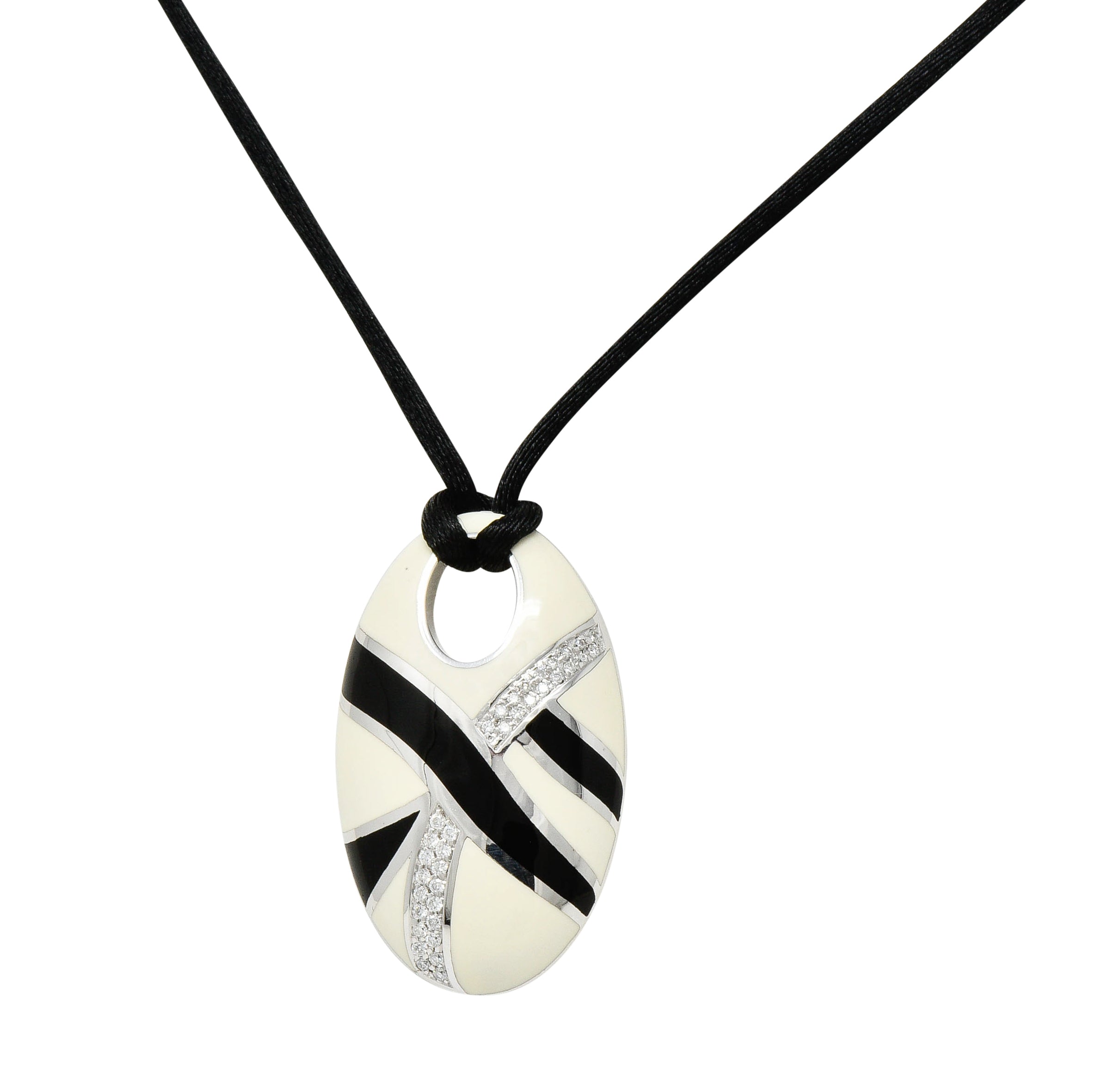 Roberto Coin Diamond Enamel 18 Karat White Gold Vintage Italian Pendant NecklaceNecklace - Wilson's Estate Jewelry