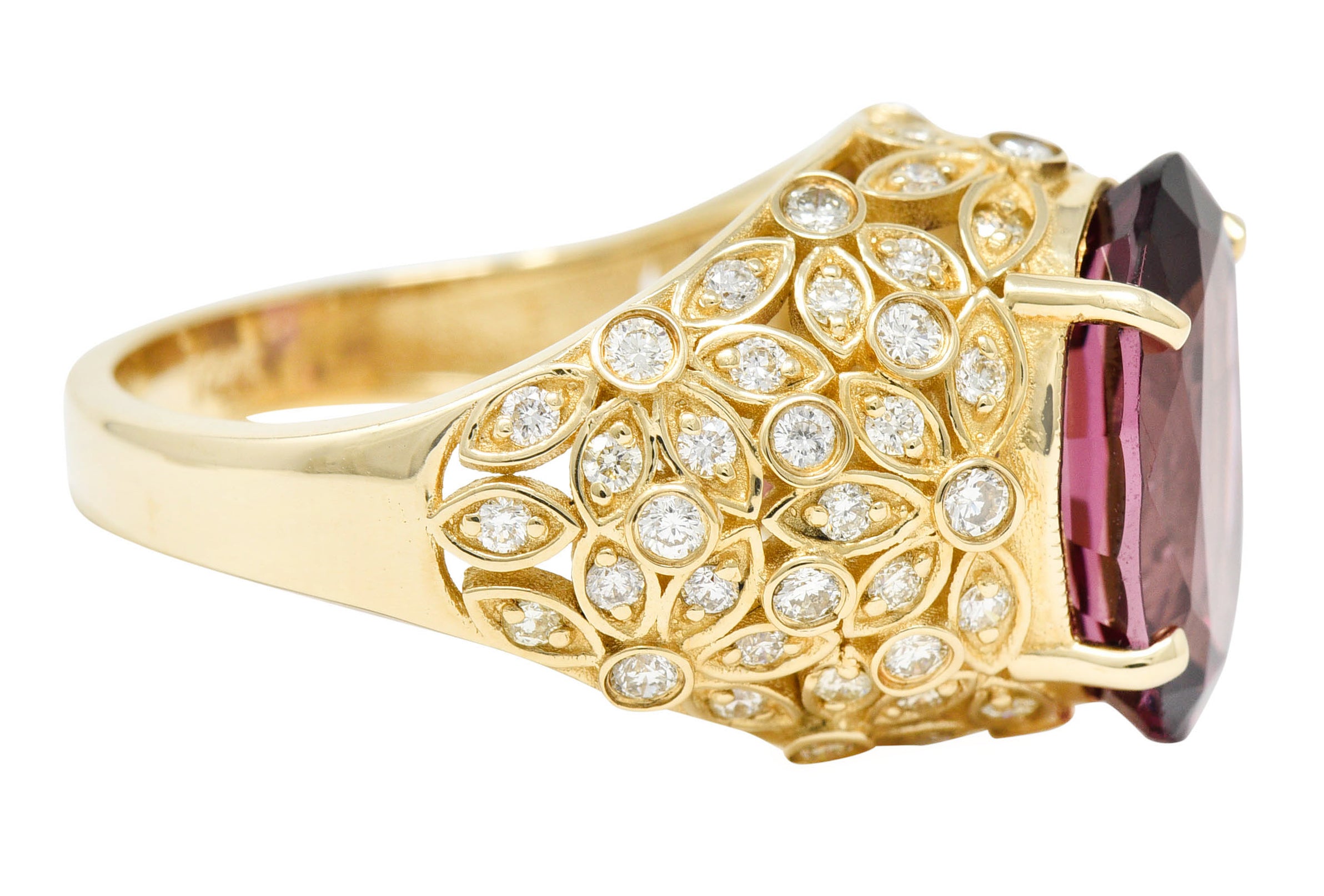 Contemporary 7.51 CTW Spinel Diamond 14 Karat Gold Gemstone RingRing - Wilson's Estate Jewelry