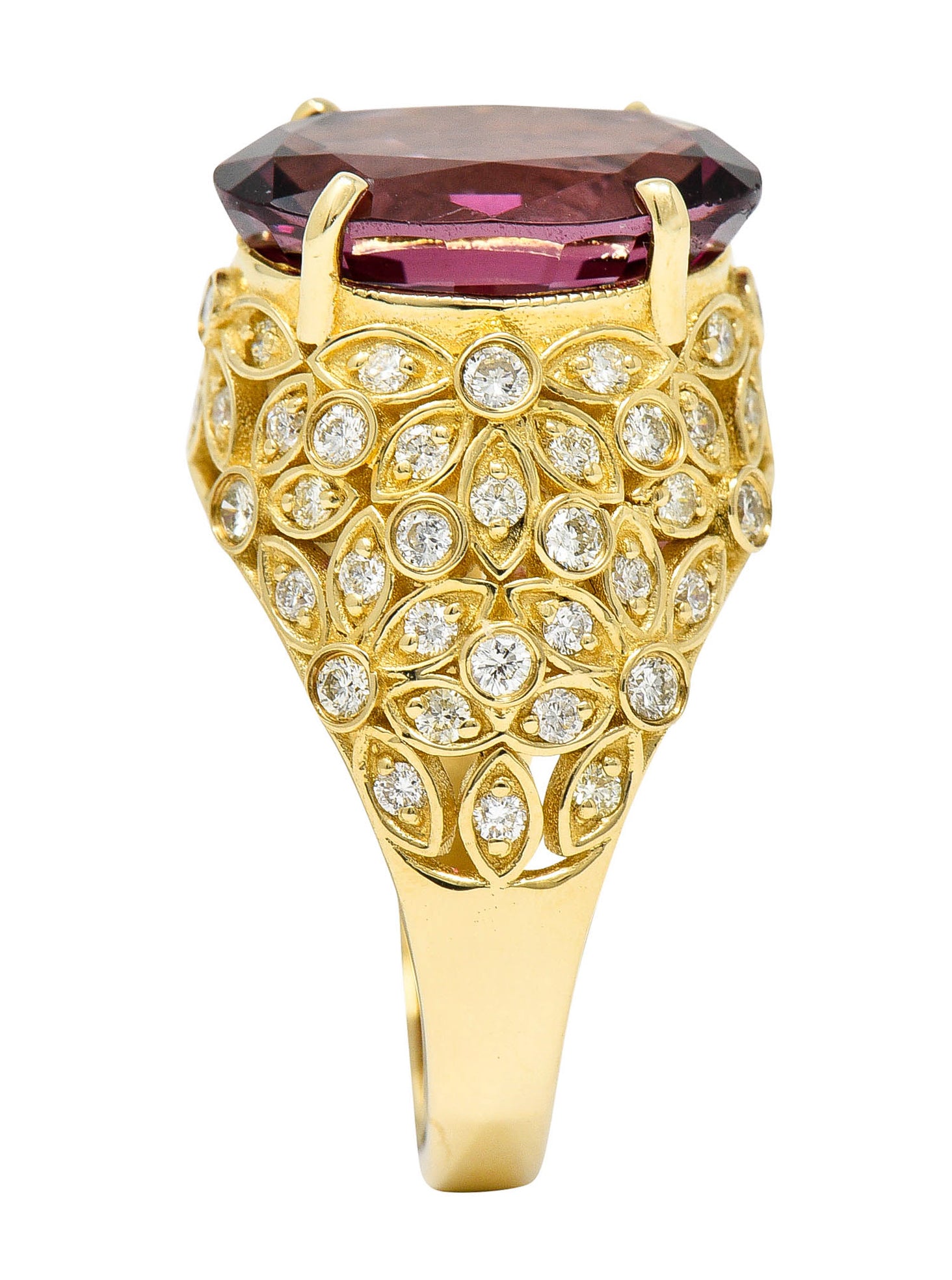 Contemporary 7.51 CTW Spinel Diamond 14 Karat Gold Gemstone RingRing - Wilson's Estate Jewelry