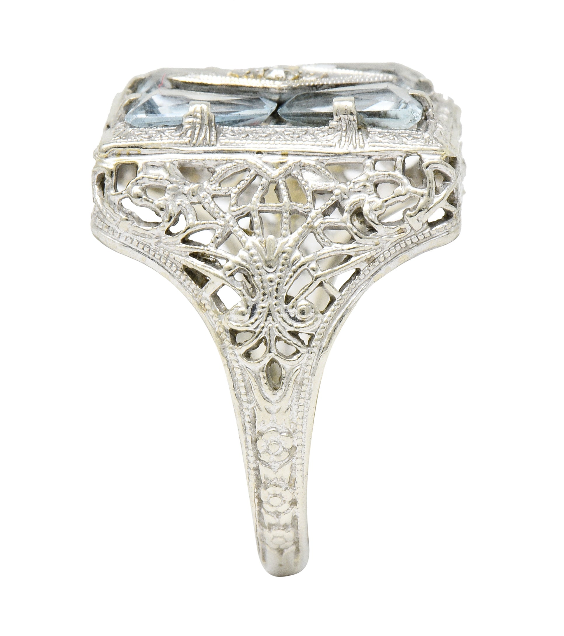 Art Deco Aquamarine Diamond 14 Karat White Gold Floral Dinner Ring - Wilson's Estate Jewelry