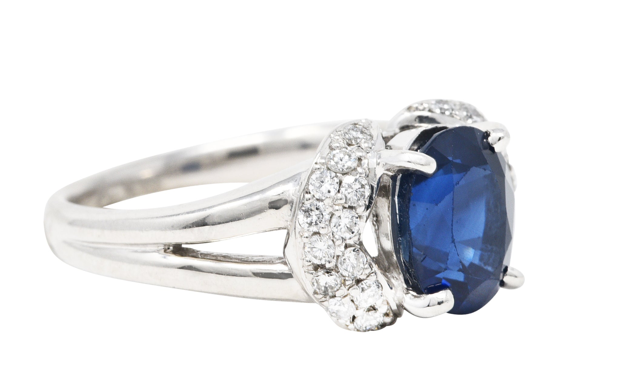 Contemporary 2.80 CTW Sapphire Diamond Gemstone RingRing - Wilson's Estate Jewelry