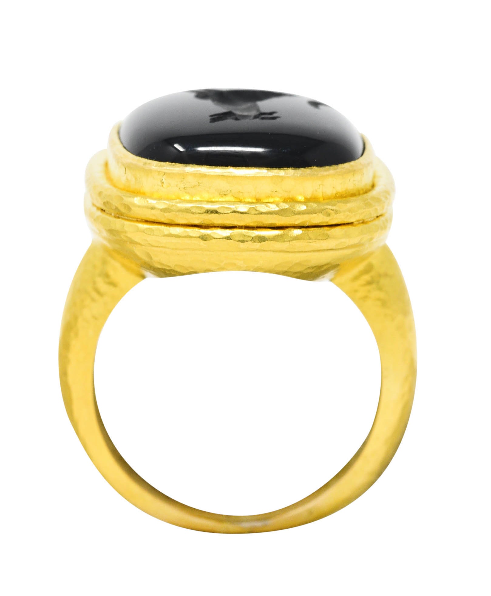 Elizabeth Locke Vintage Onyx 18 Karat Yellow Gold Dog Unisex Intaglio Signet Ring Wilson's Estate Jewelry