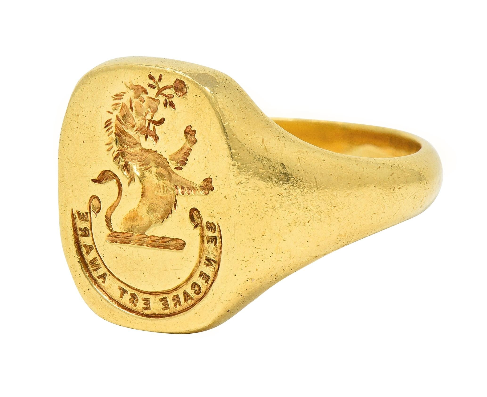 Vintage 1959 18 Karat Yellow Gold Heraldic Lion Intaglio Men's Signet Ring