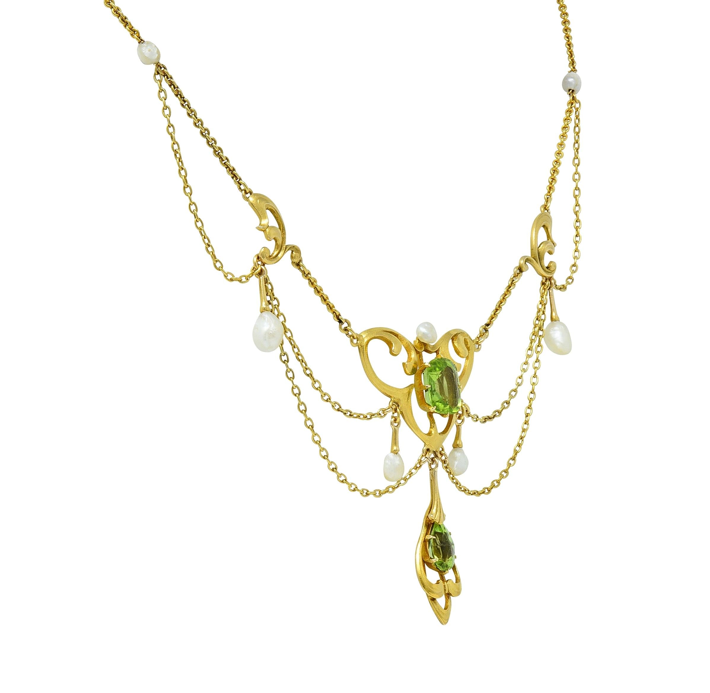 Art Nouveau Peridot Pearl 14 Karat Yellow Gold Festoon Antique Drop Necklace