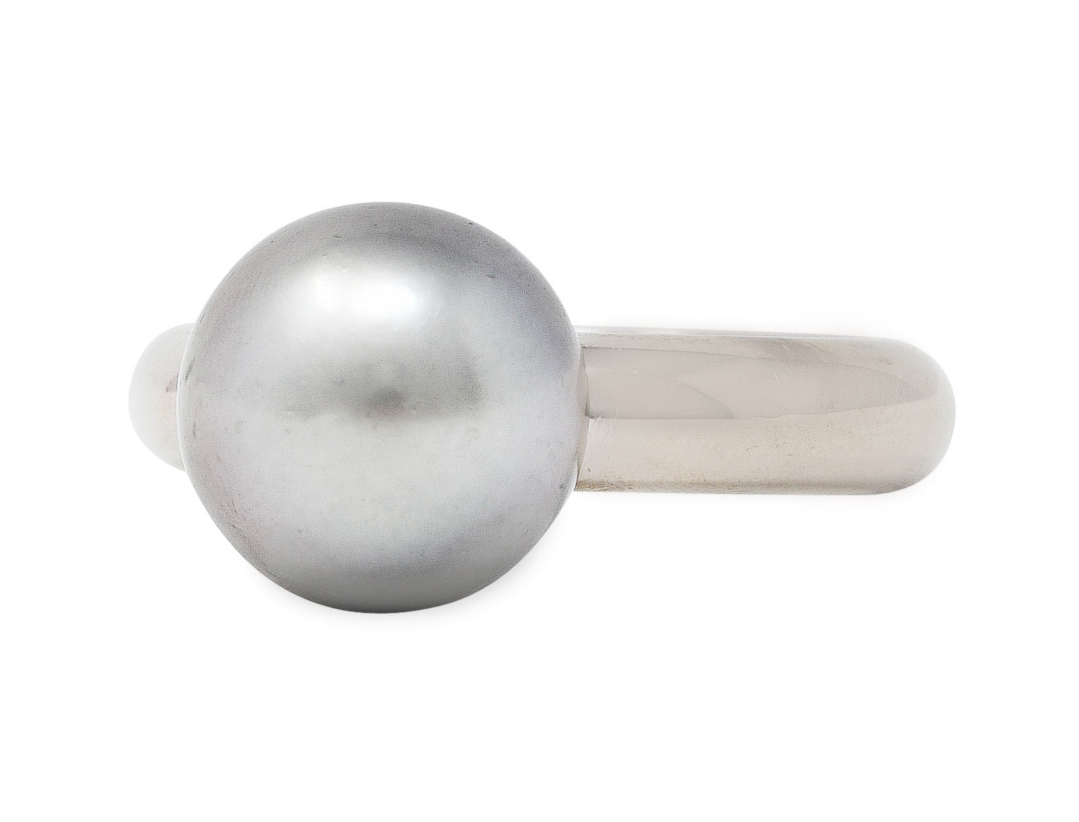 Cartier 2001 Tahitian South Sea Pearl 18 Karat White Gold RingRing - Wilson's Estate Jewelry