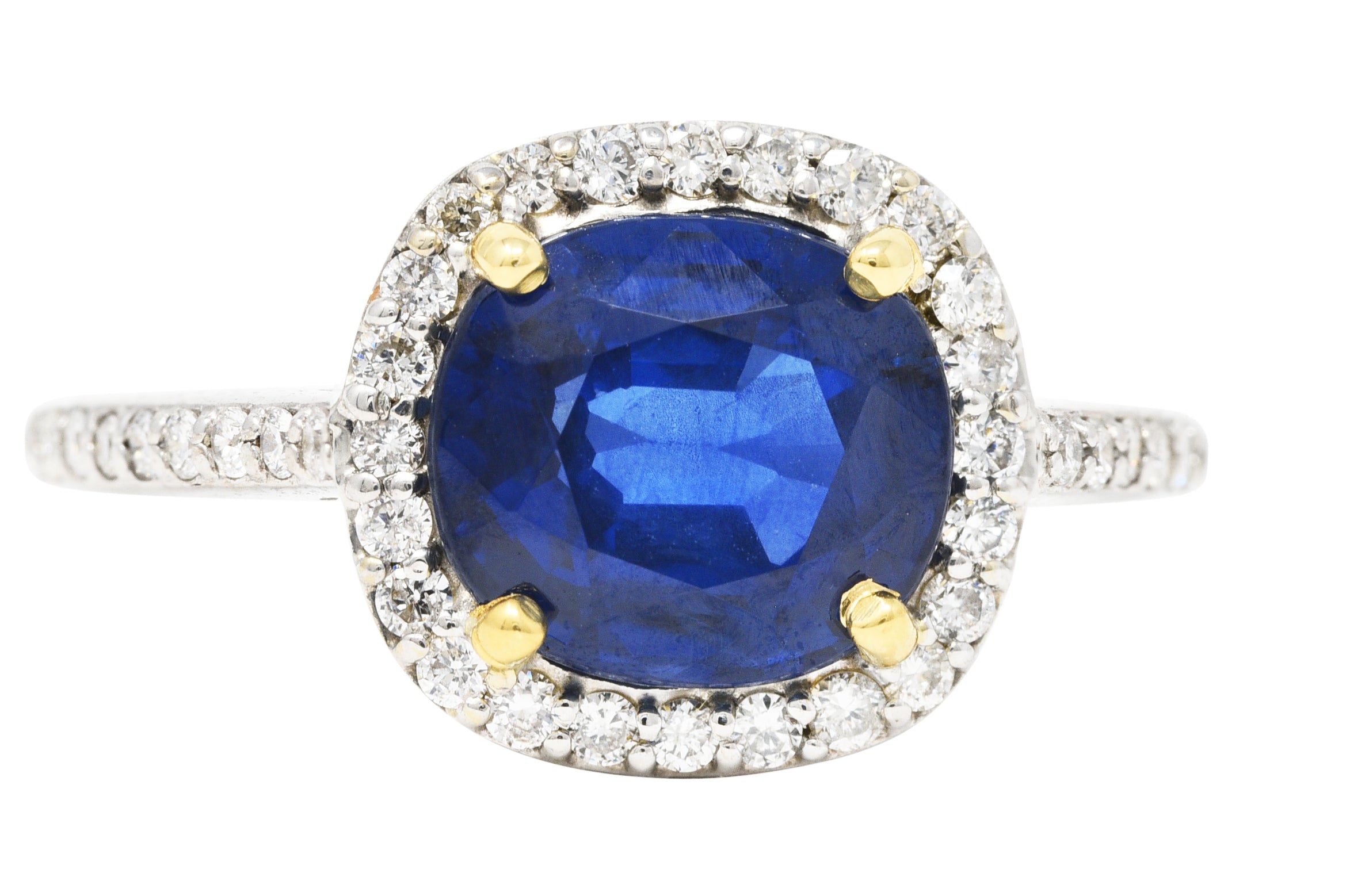 Contemporary 3.50 CTW Sapphire Diamond 14 Karat Two-Tone Gold Cluster Gemstone Ring Wilson's Estate Jewelry