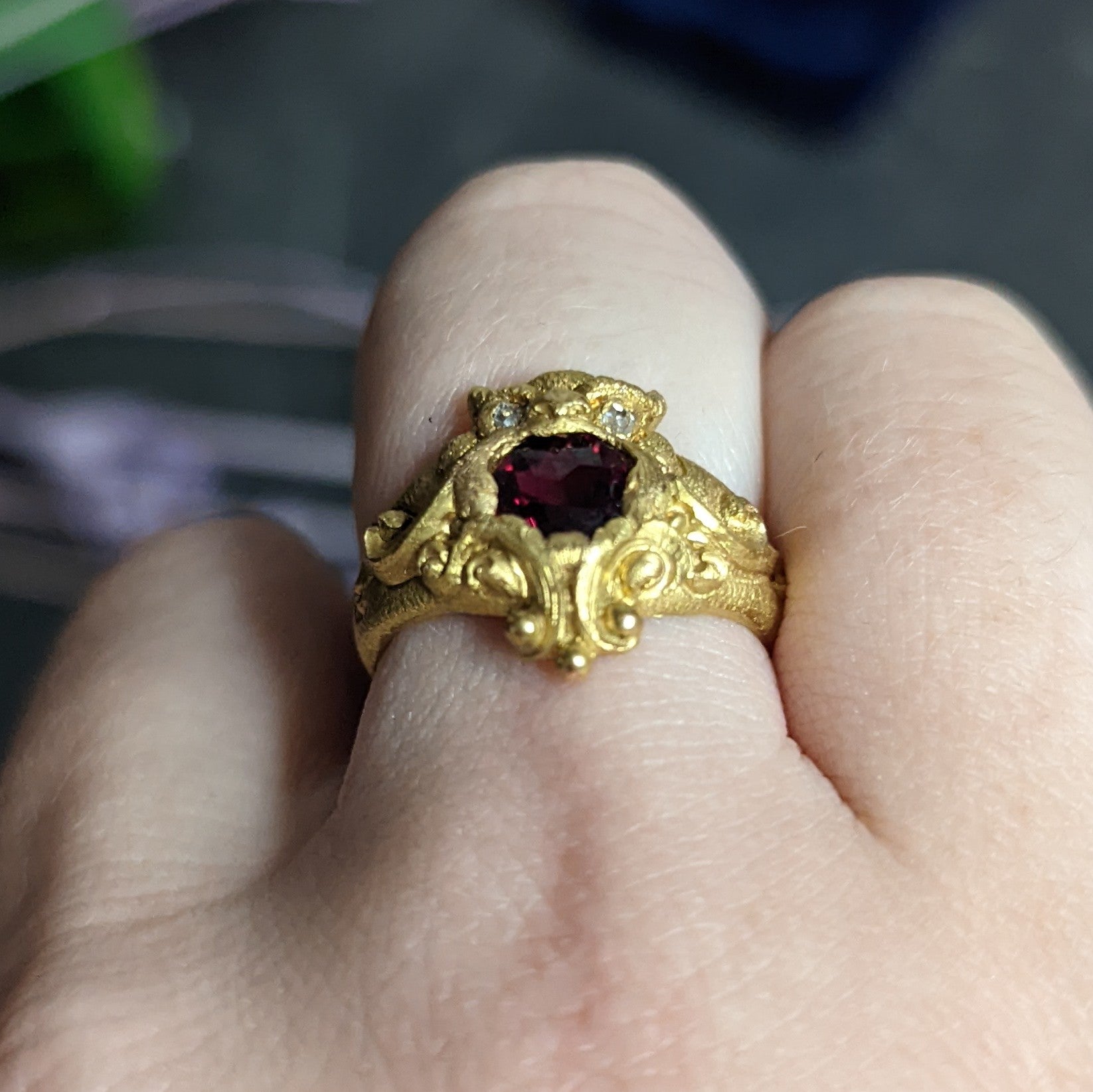 Vintage Garnet Diamond 18 Karat Gold Unisex Gargoyle Ring Wilson's Estate Jewelry