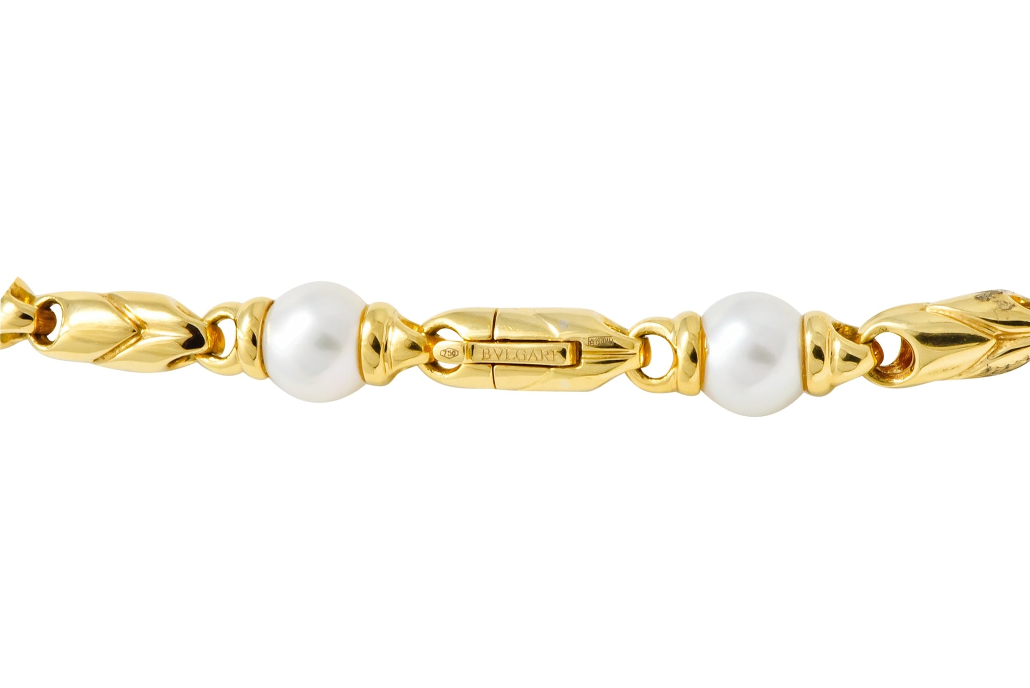 Bulgari 1980 Cultured Pearl 18 Karat Yellow Gold Link Necklace - Wilson's Estate Jewelry