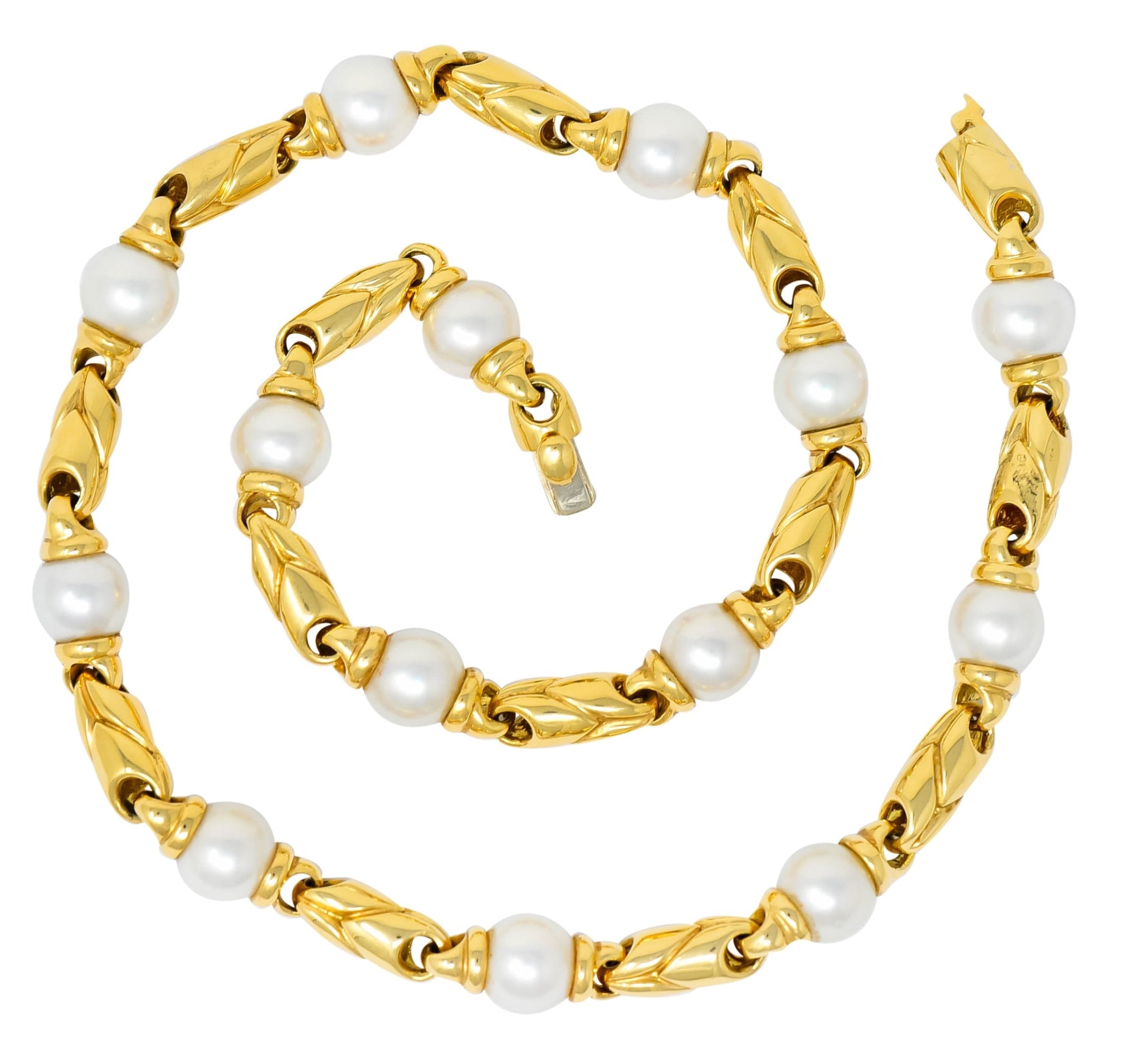 Bulgari 1980 Cultured Pearl 18 Karat Yellow Gold Link Necklace - Wilson's Estate Jewelry