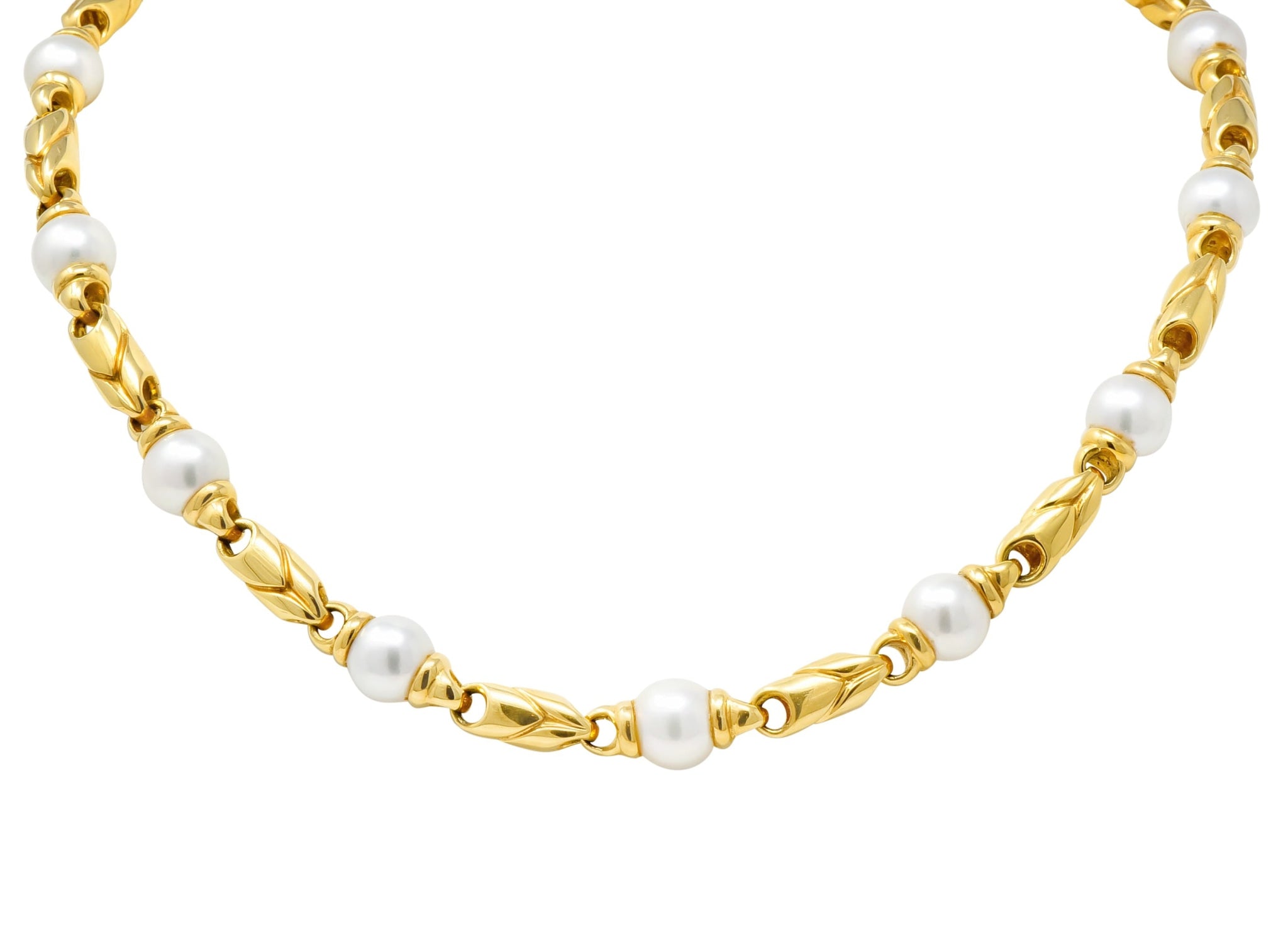 Bulgari 1980 Cultured Pearl 18 Karat Yellow Gold Link Necklace - Wilson's Estate Jewelry