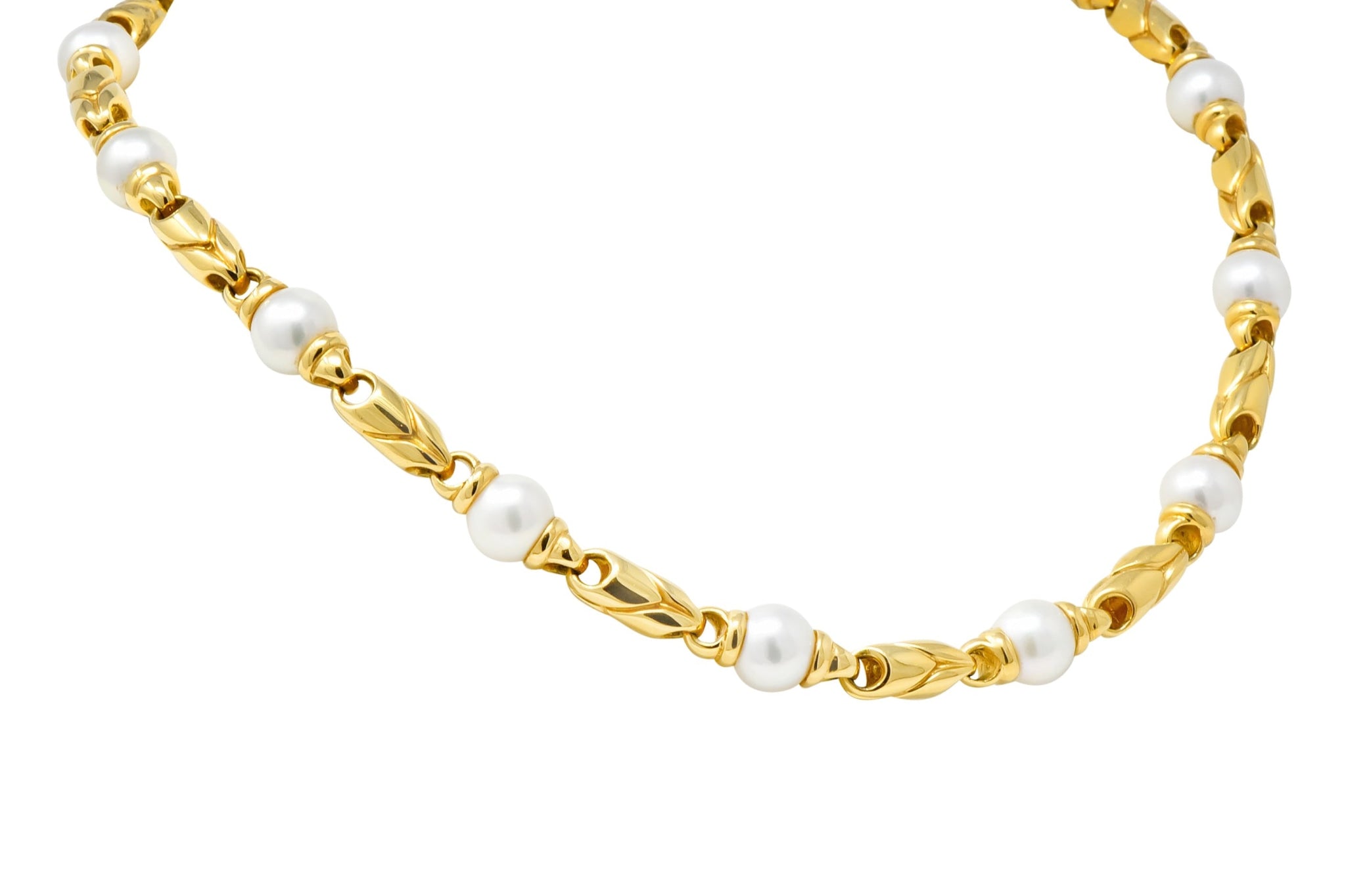 Bulgari 1980 Cultured Pearl 18 Karat Yellow Gold Link Necklace - Wilson's Estate Jewelry