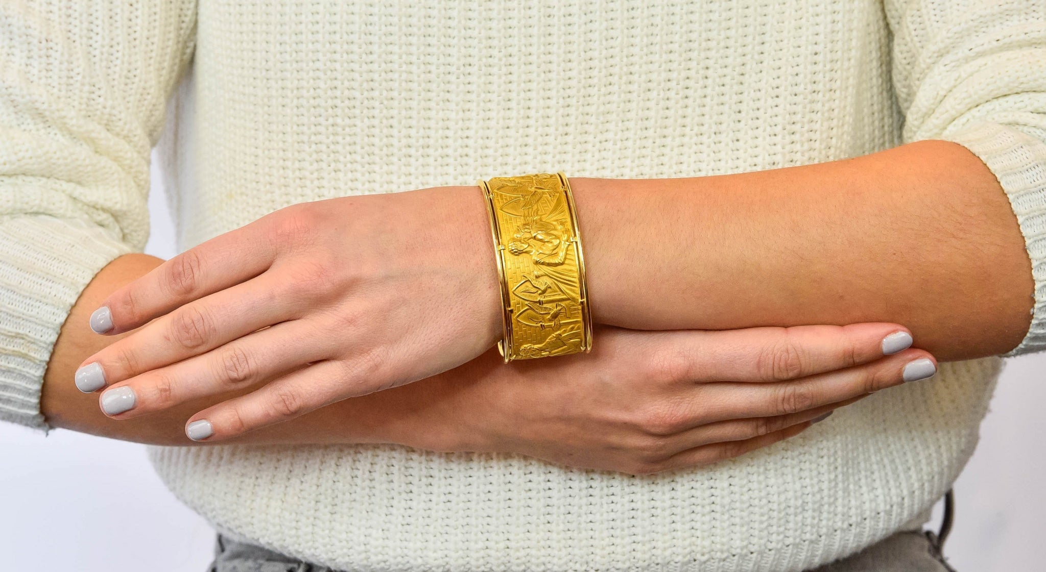 Carrera Y Carrera 18 Karat Gold Romeo & Juliet Cuff Bracelet - Wilson's Estate Jewelry