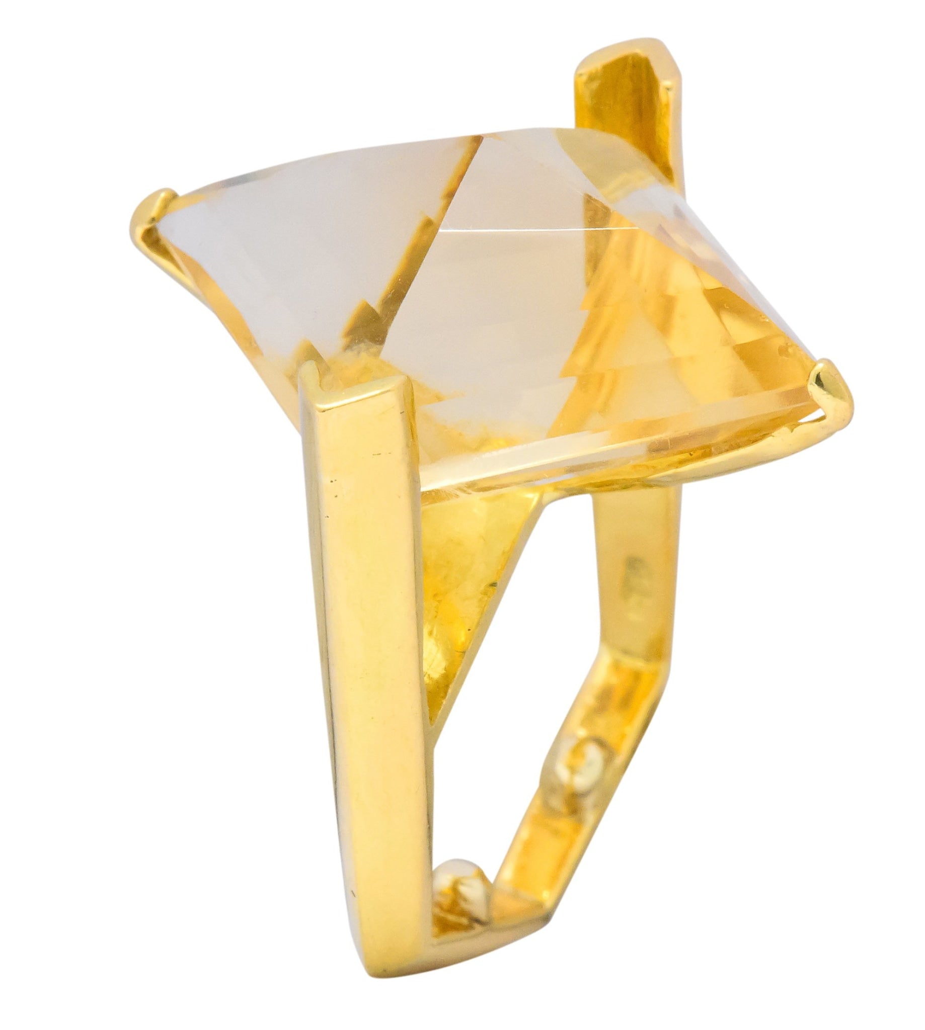 Gillian Packard 1968 British Modernist Citrine 18 Karat Gold Cocktail Ring - Wilson's Estate Jewelry