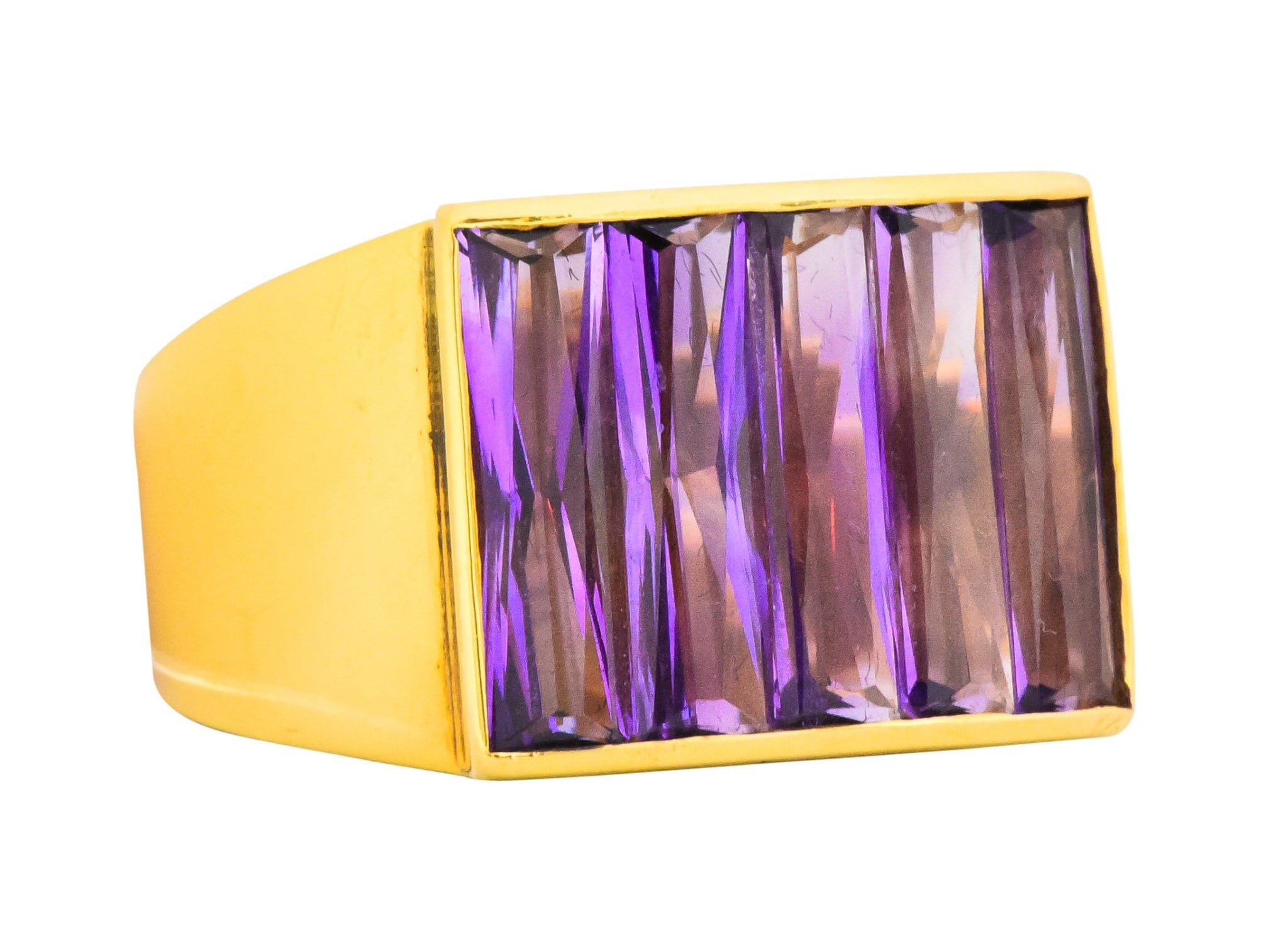 H. Stern Modernist 5.00 CTW 18 Karat Yellow Gold Amethyst Ring Wilson's Estate Jewelry