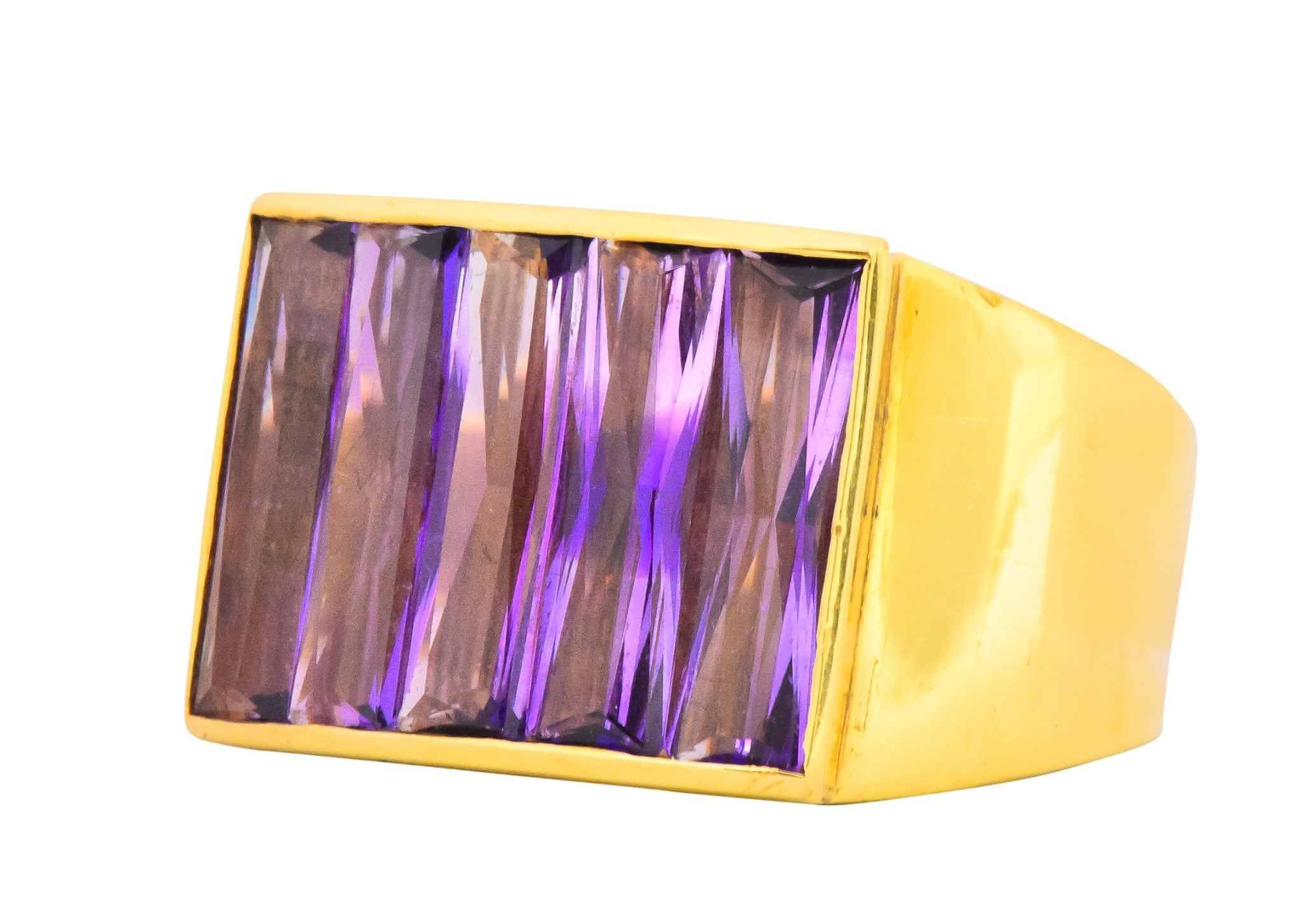 H. Stern Modernist 5.00 CTW 18 Karat Yellow Gold Amethyst Ring Wilson's Estate Jewelry