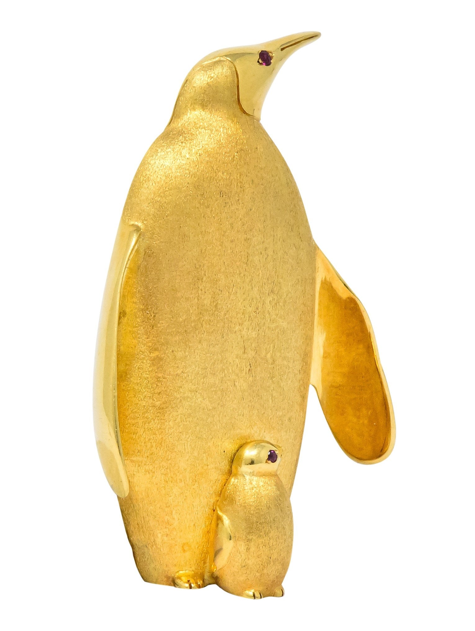 Retro Ruby 18 Karat Yellow Gold Emperor Penguin & Baby Chick Brooch - Wilson's Estate Jewelry